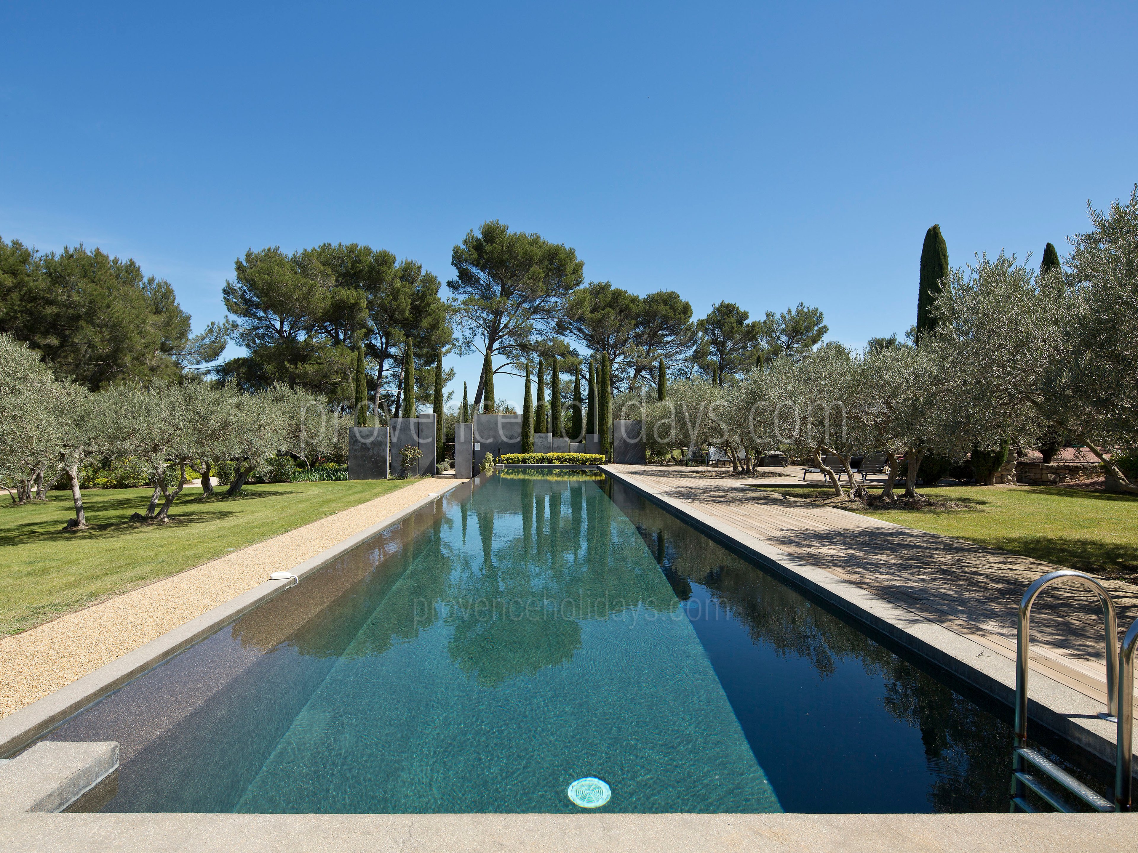 30 - Mas des Alpilles: Villa: Pool