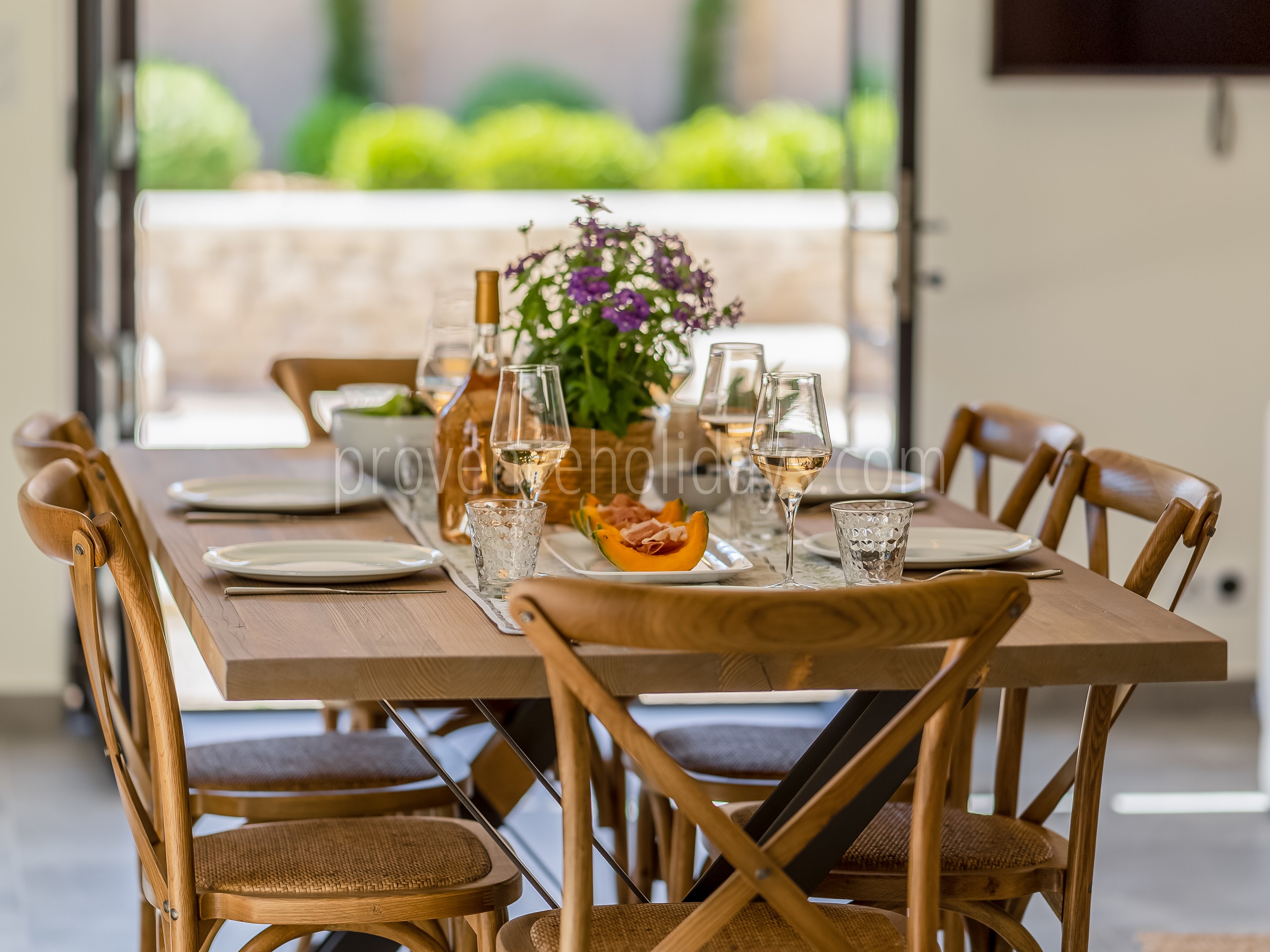 19 - Mas des Amandes: Villa: Interior