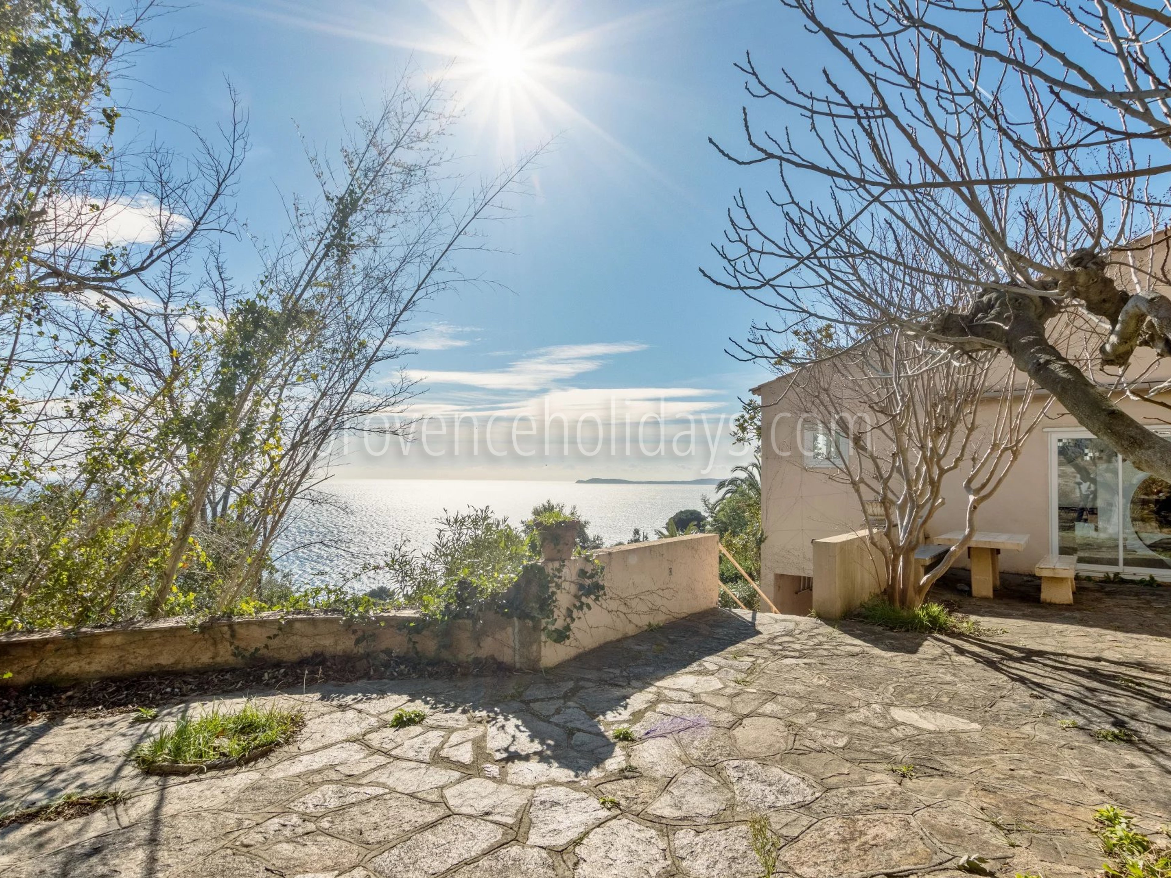 5 - Te renoveren villa in Rayol-Canadel-sur-Mer: Villa: Exterior