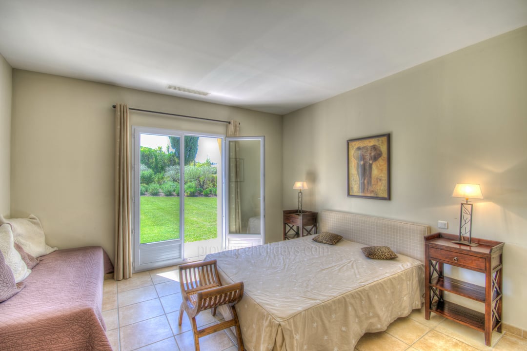 23 - Chez Alare: Villa: Bedroom