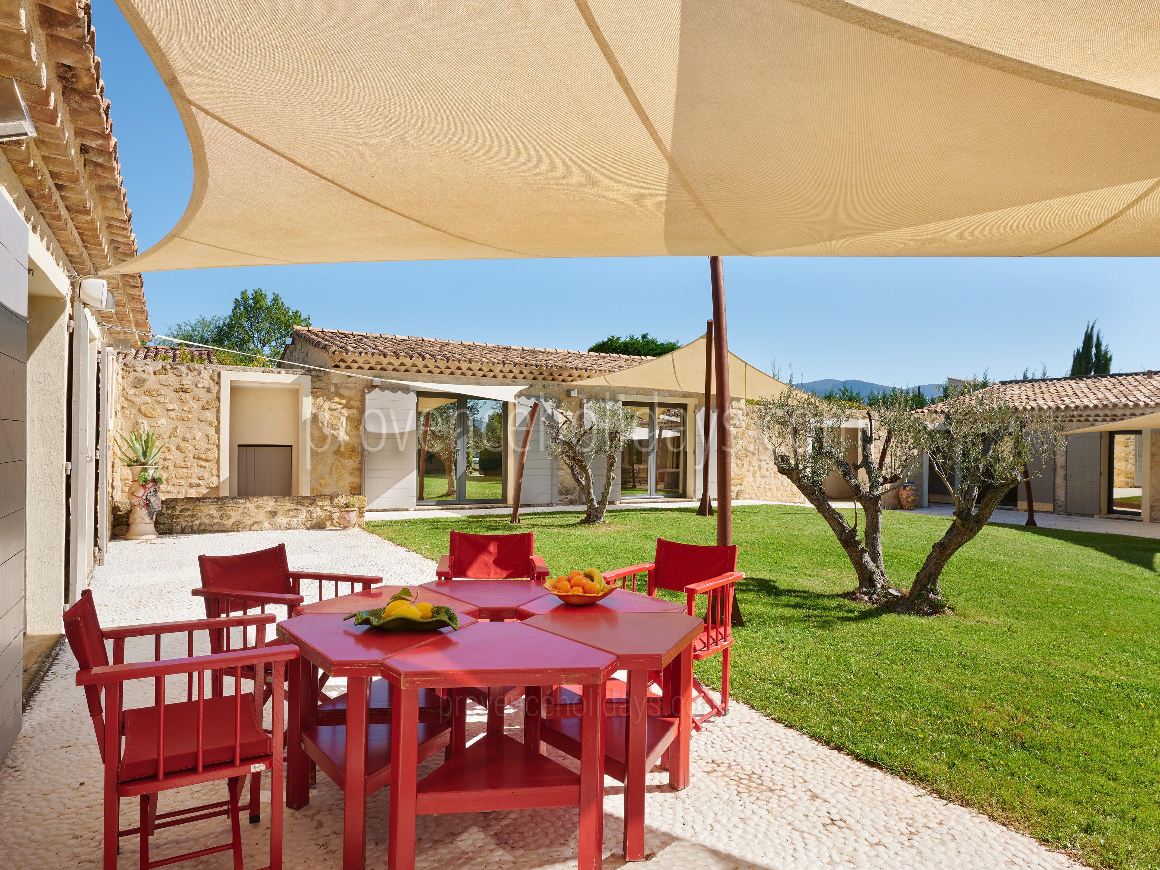 5 - Mas de l\'Artisan: Villa: Exterior
