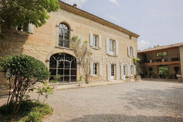 4 - Mas Baroche: Villa: Exterior