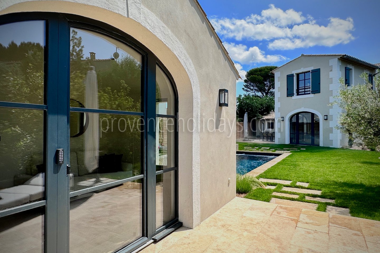5 - Villa Oumai: Villa: Exterior