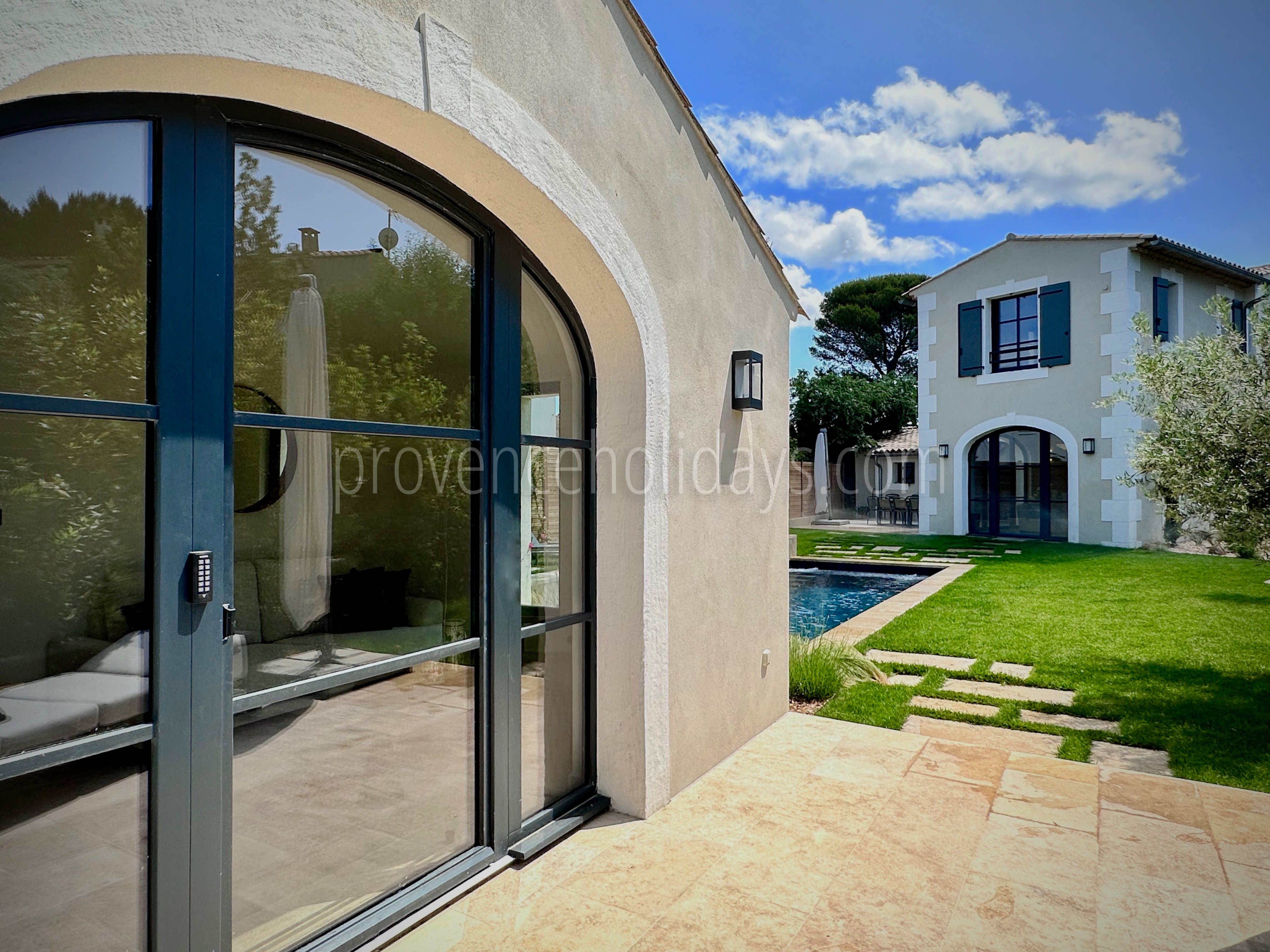 5 - Villa Oumai: Villa: Exterior