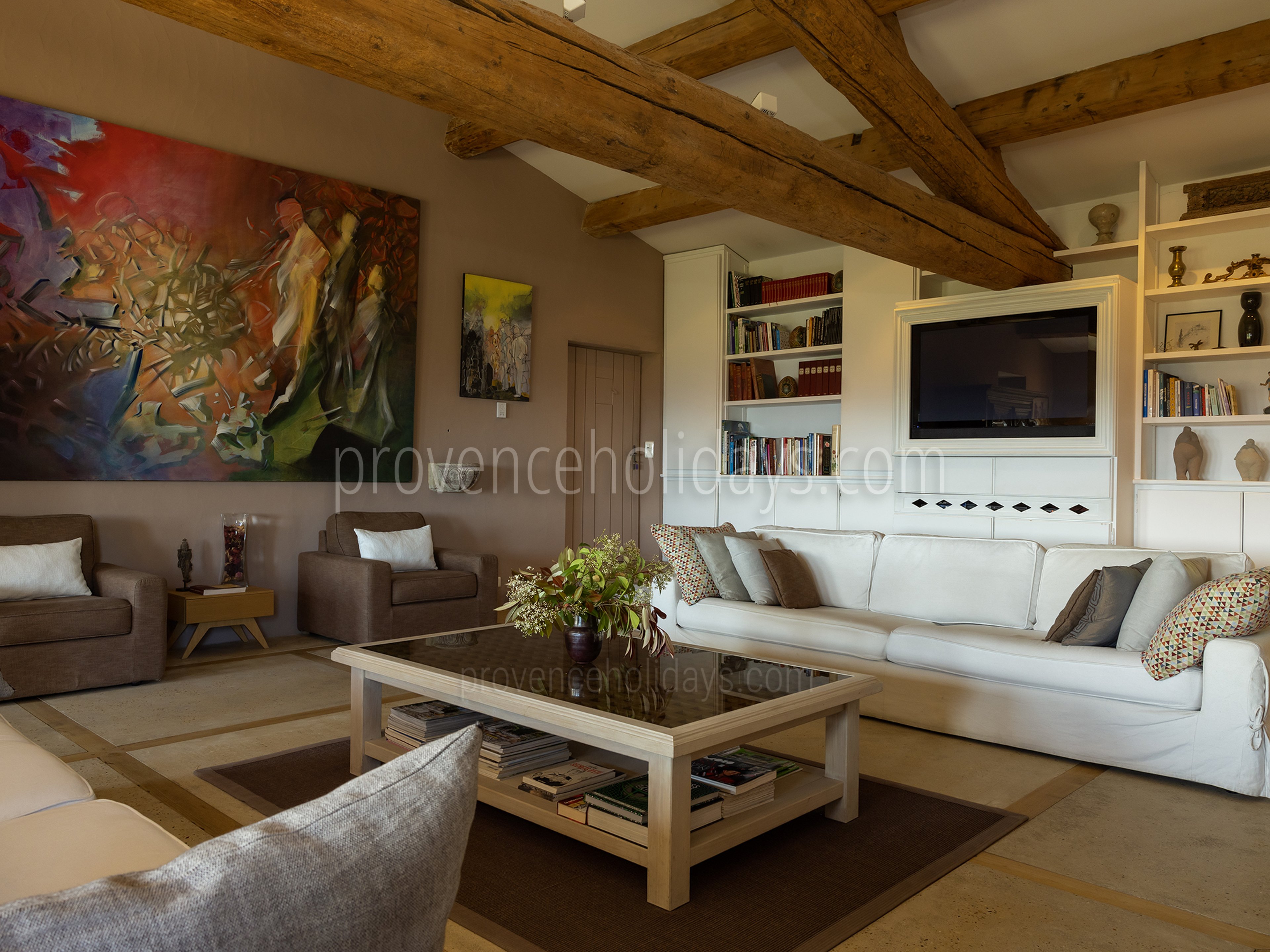 2 - La Maison des Glycines: Villa: Interior