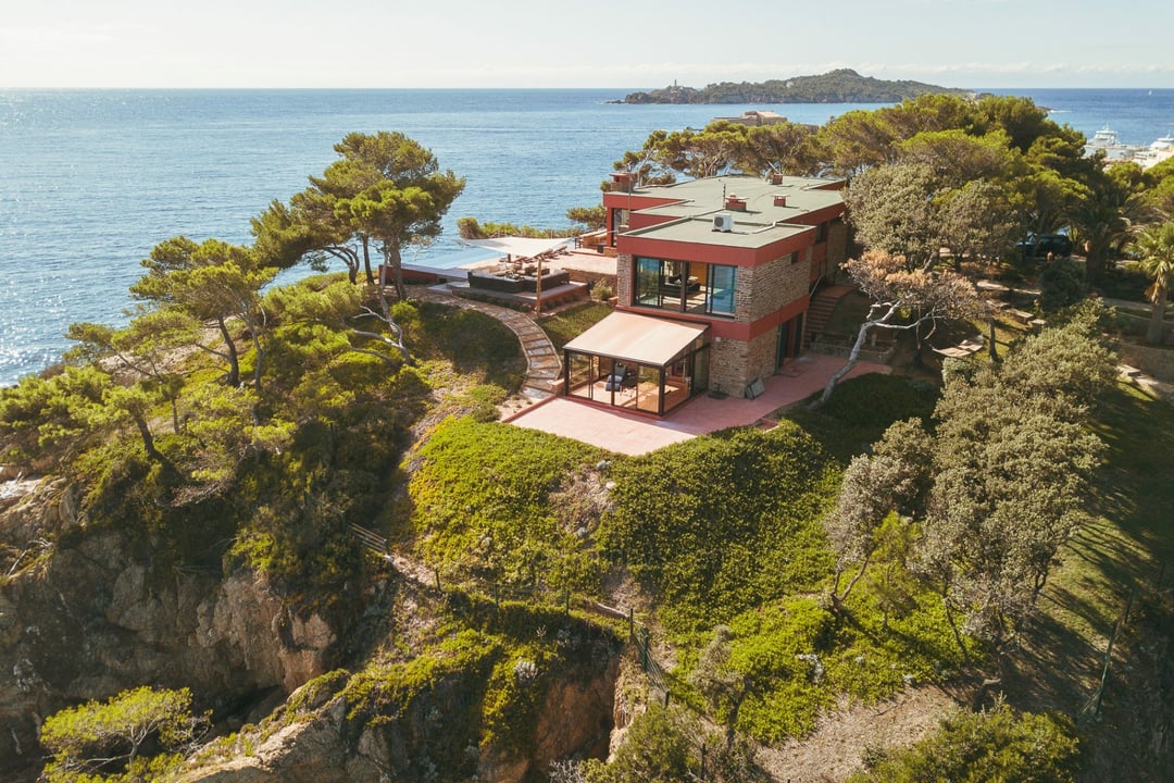 Superbe Villa avec Plage Privée à Giens