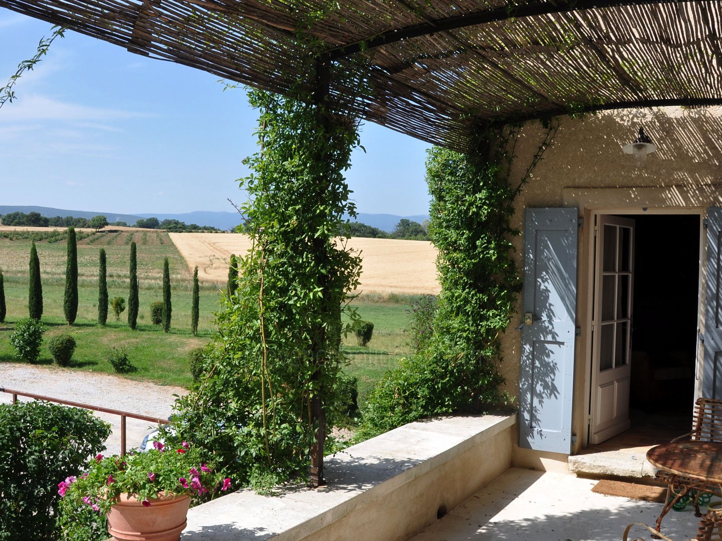 19 - Mas Pasquette: Villa: Exterior