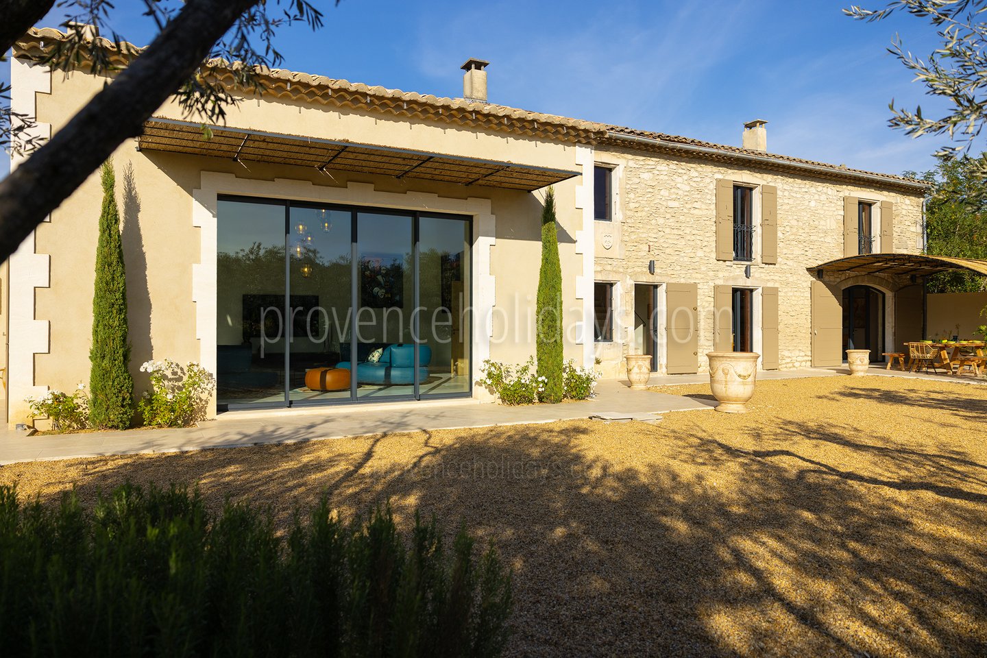 21 - Mas Leonie: Villa: Exterior