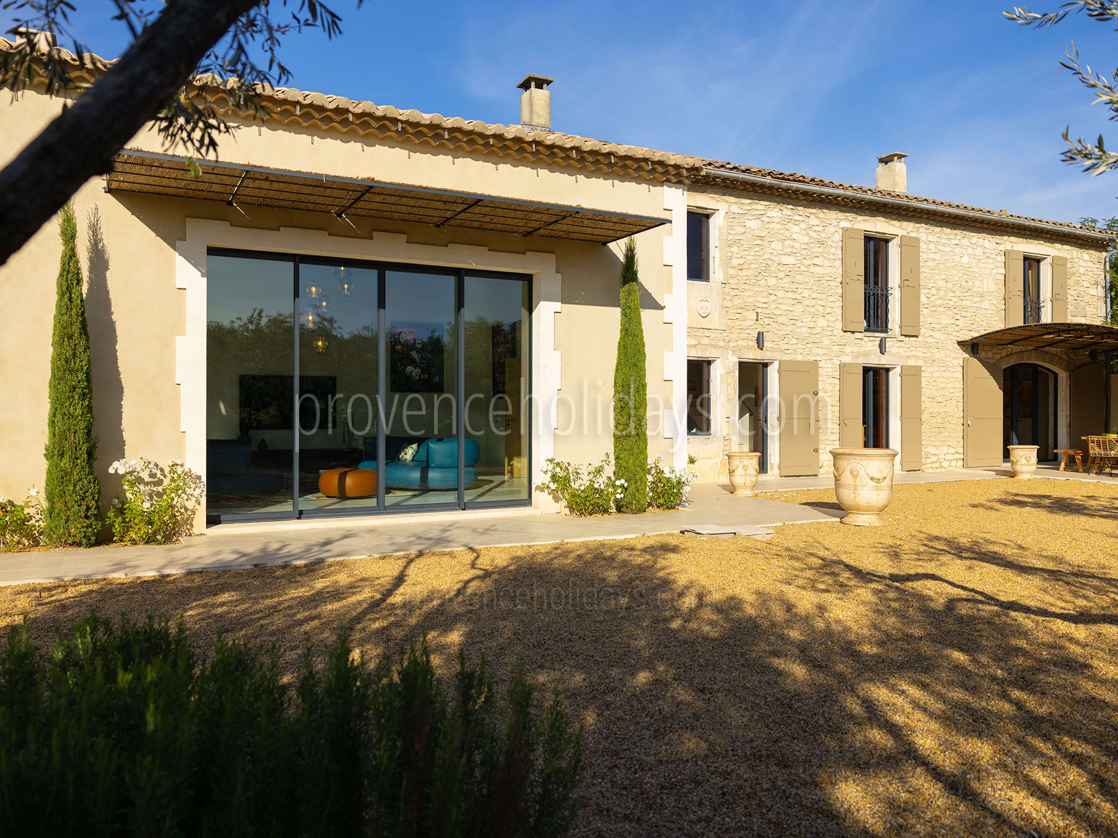 21 - Mas Leonie: Villa: Exterior