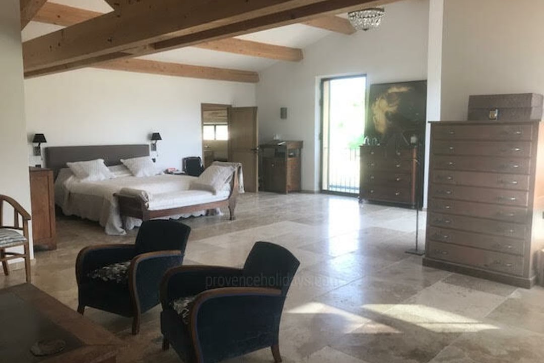 38 - Domaine des Vaines: Villa: Bedroom