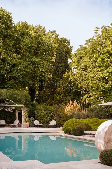 47 - Mas de Maussane: Villa: Pool