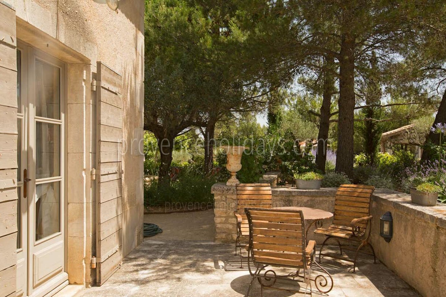 10 - Le Mas des Lavandes: Villa: Exterior