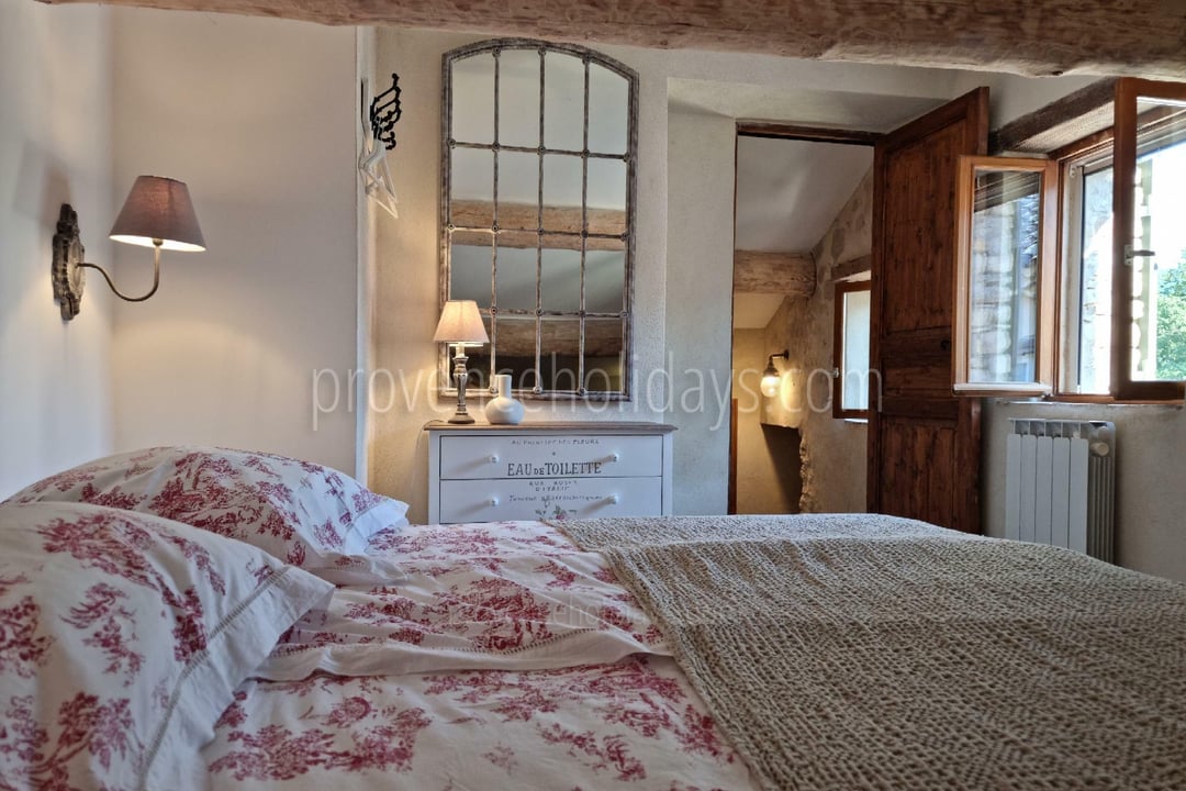 32 - Mas Cerisiers: Villa: Bedroom