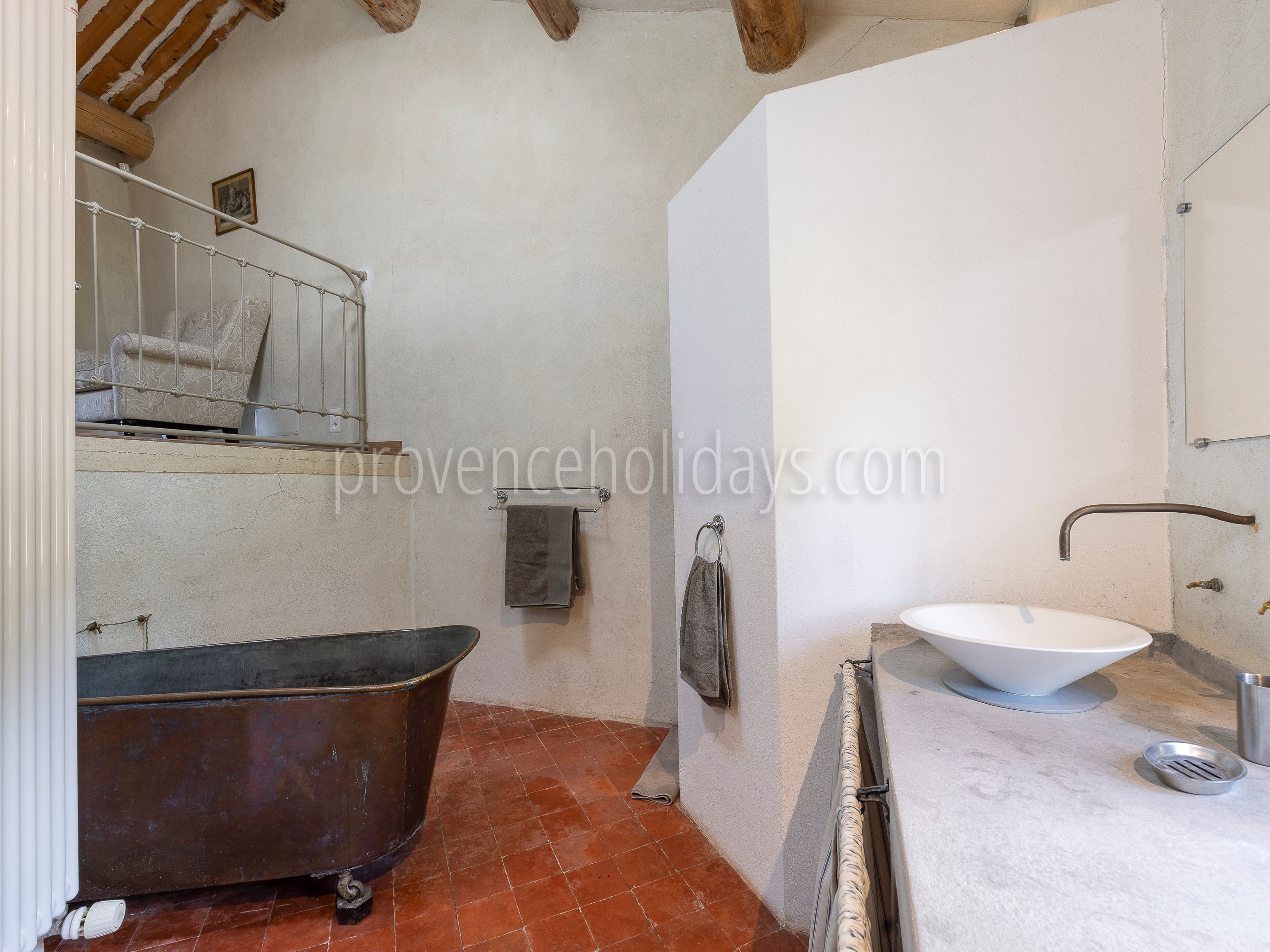 26 - La Grande Bastide d\'Ocre: Villa: Bathroom 5