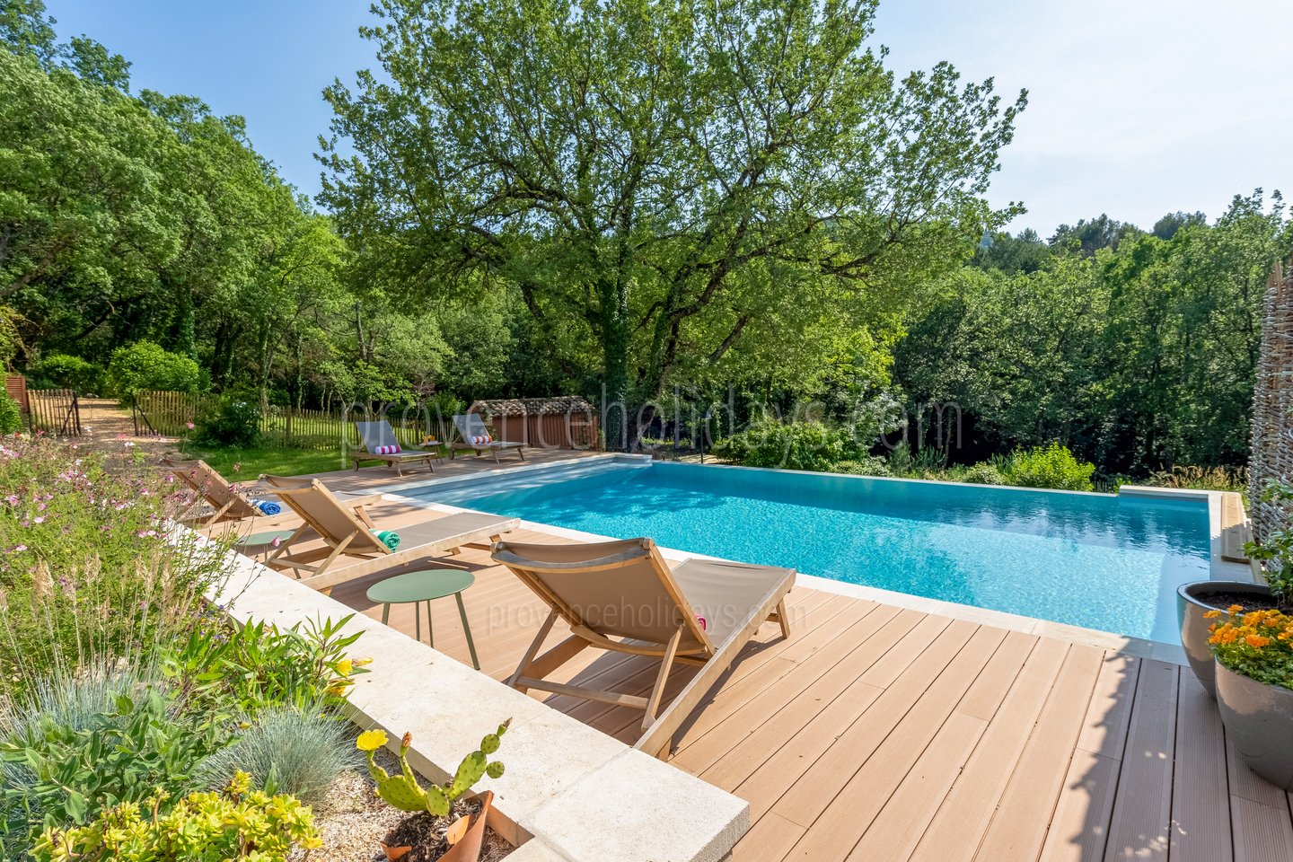 20 - Les Maisons de Saignon: Villa: Pool