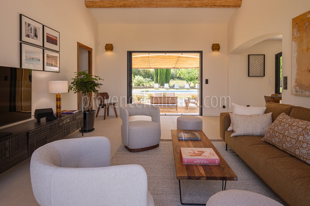 19 - Villa du Puy: Villa: Interior