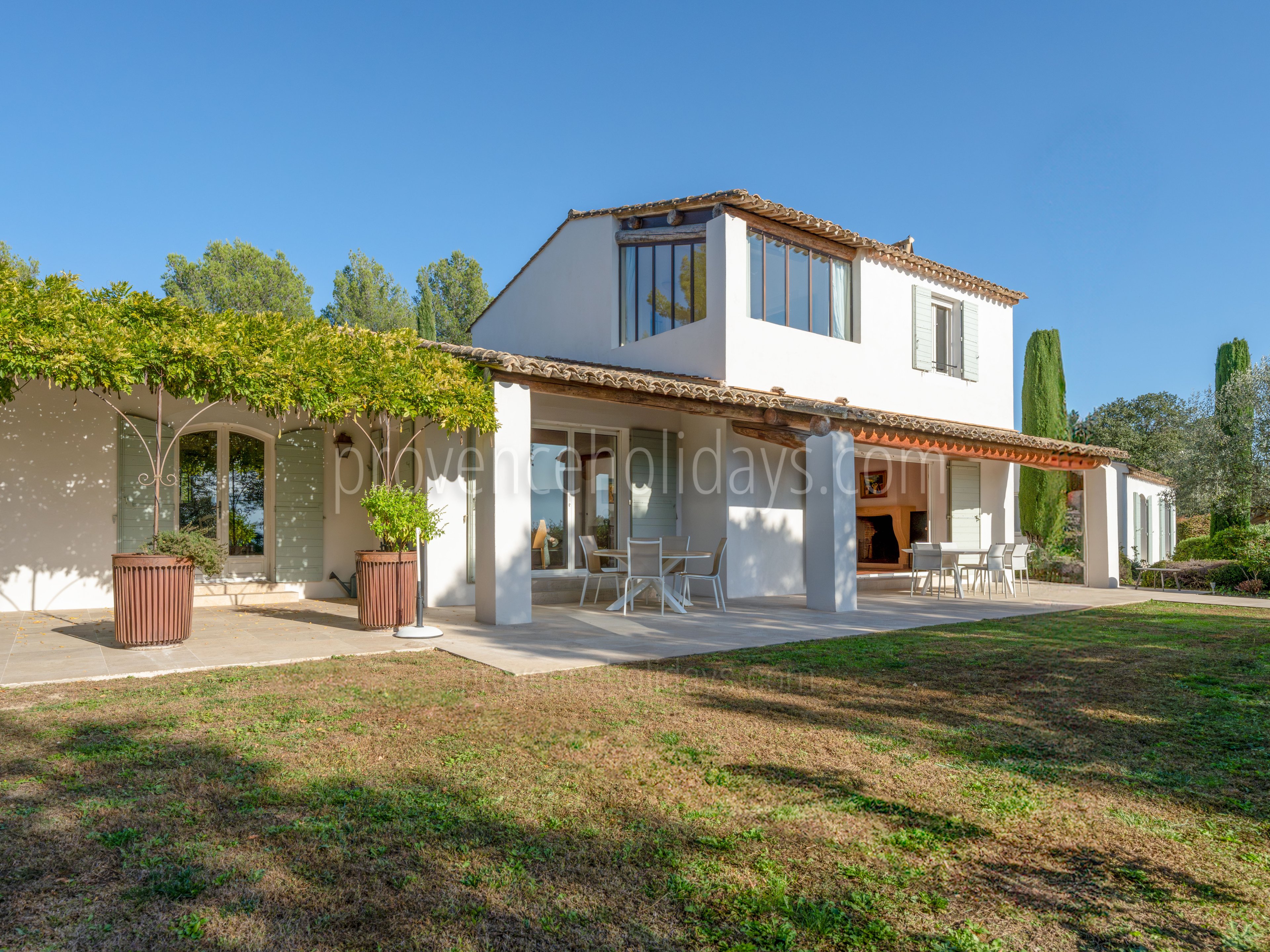 6 - Villa Provençale: Villa: Exterior
