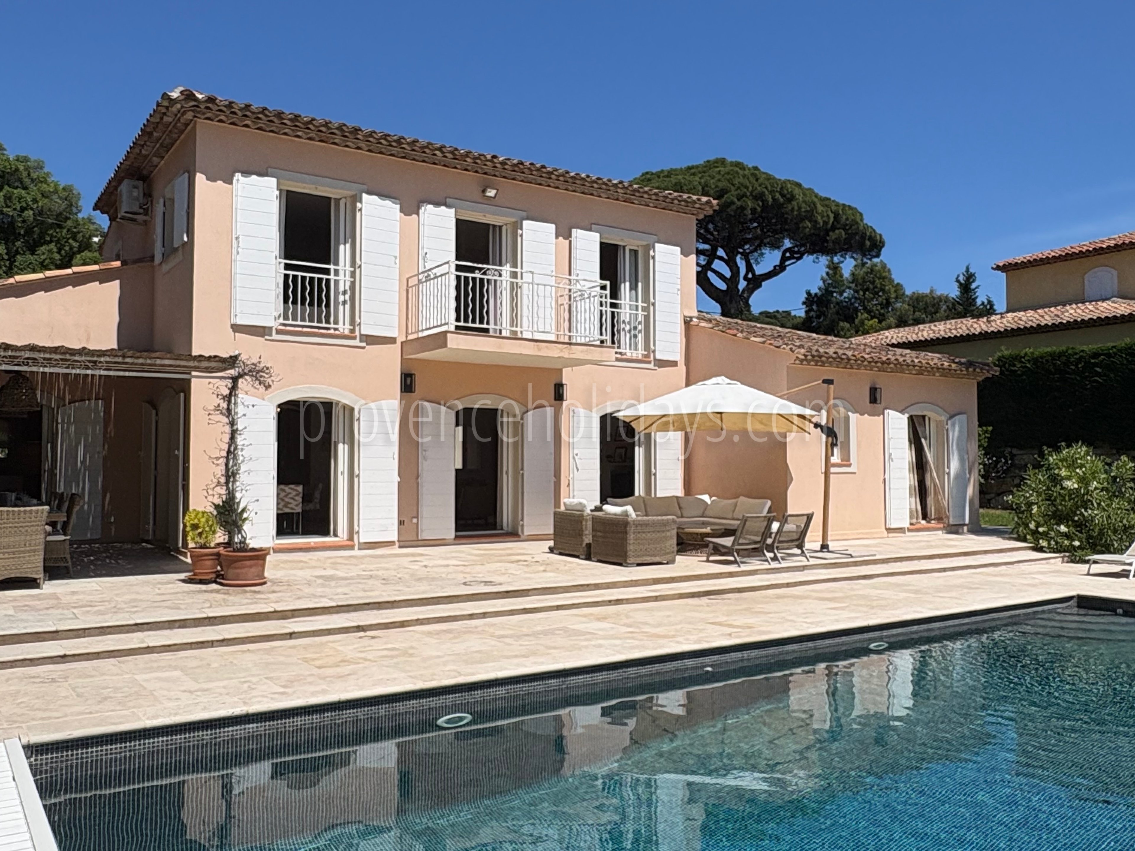 -2 - Le Mas des Lys: Villa: Pool