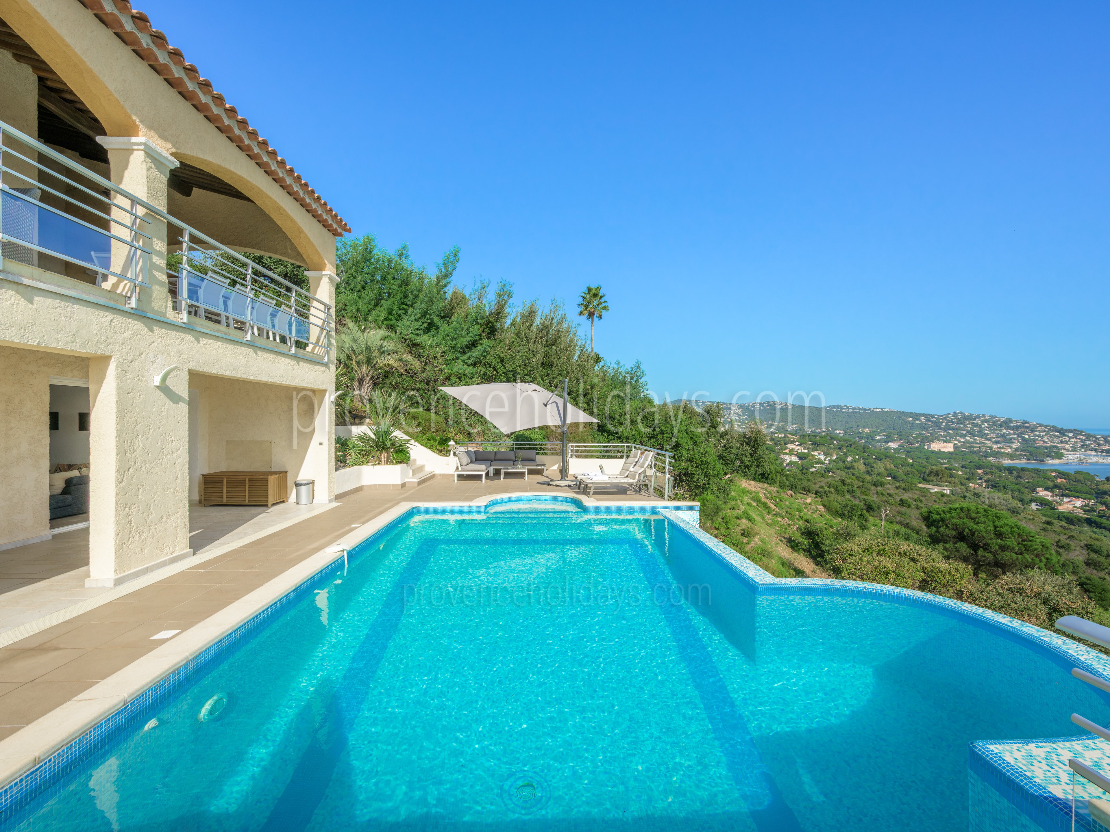 2 - Villa Solaire: Villa: Pool
