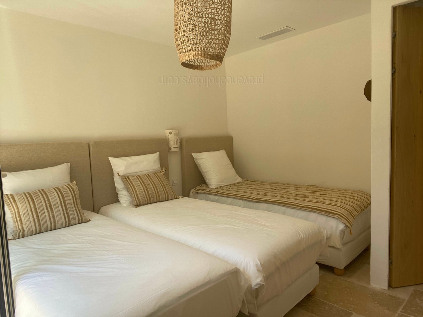 12 - Villa Luna: Villa: Bedroom