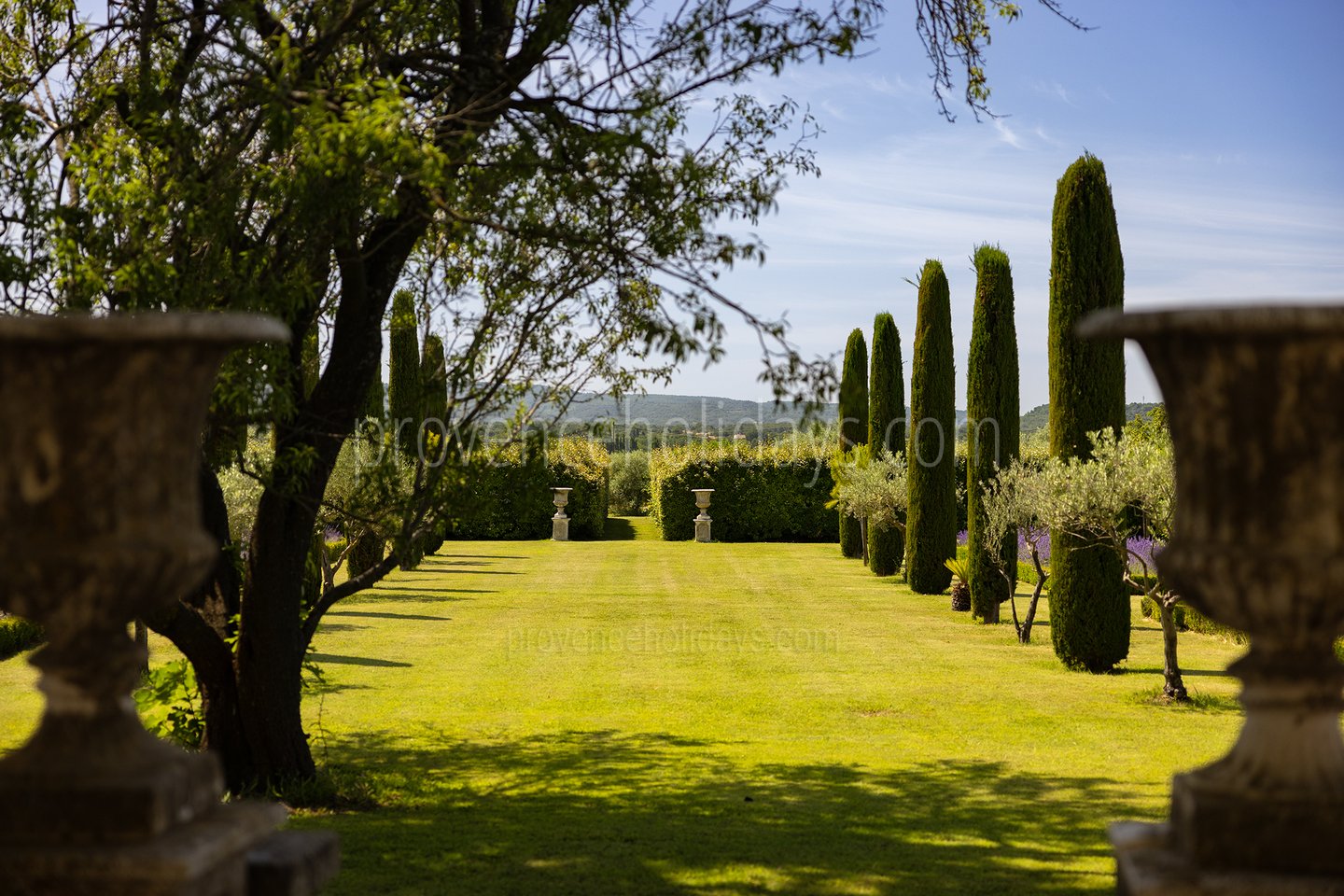 25 - Bastide de la Combe: Villa: Exterior