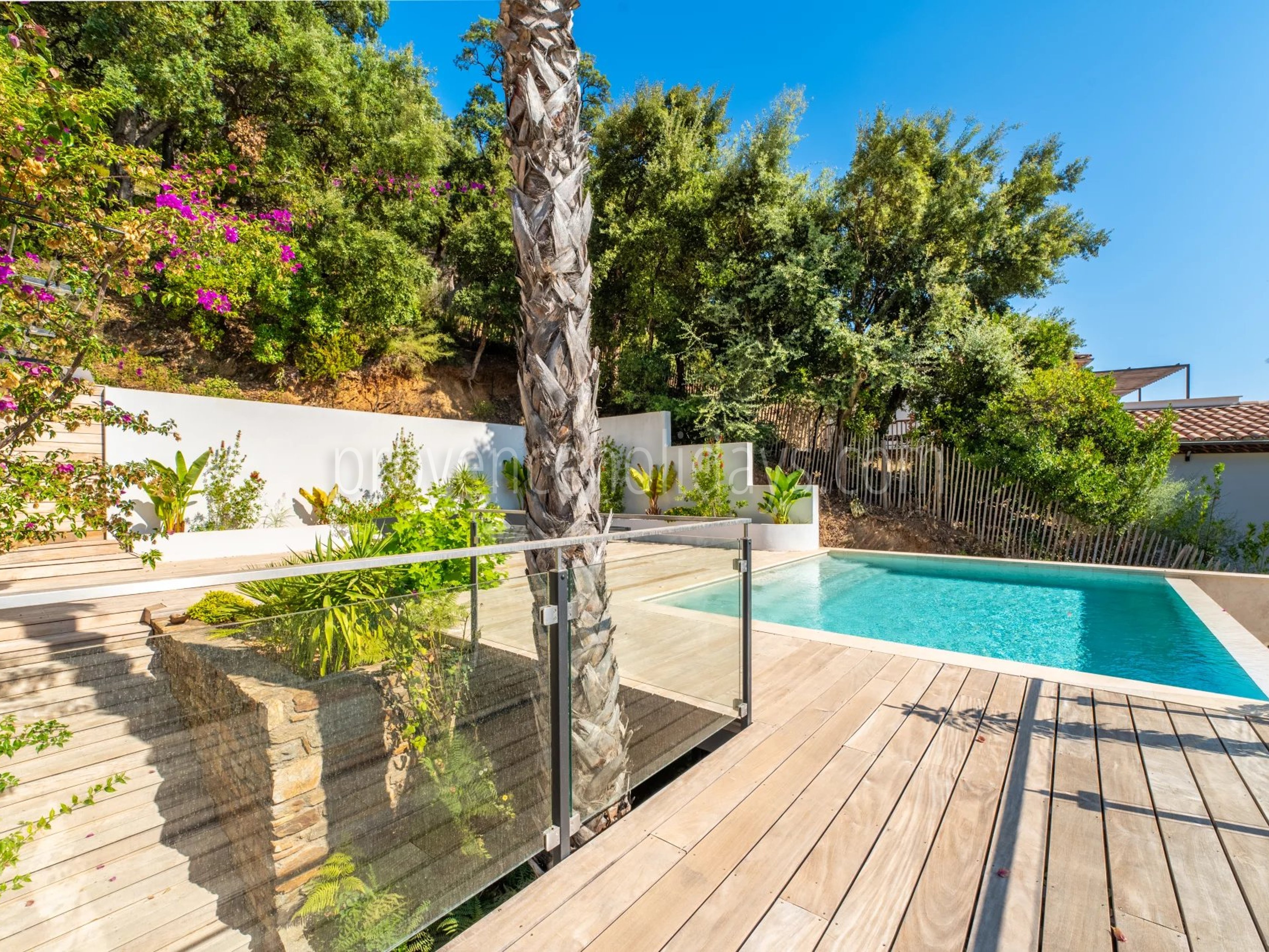 11 - Hedendaagse villa in Cavalaire-sur-Mer: Villa: Pool