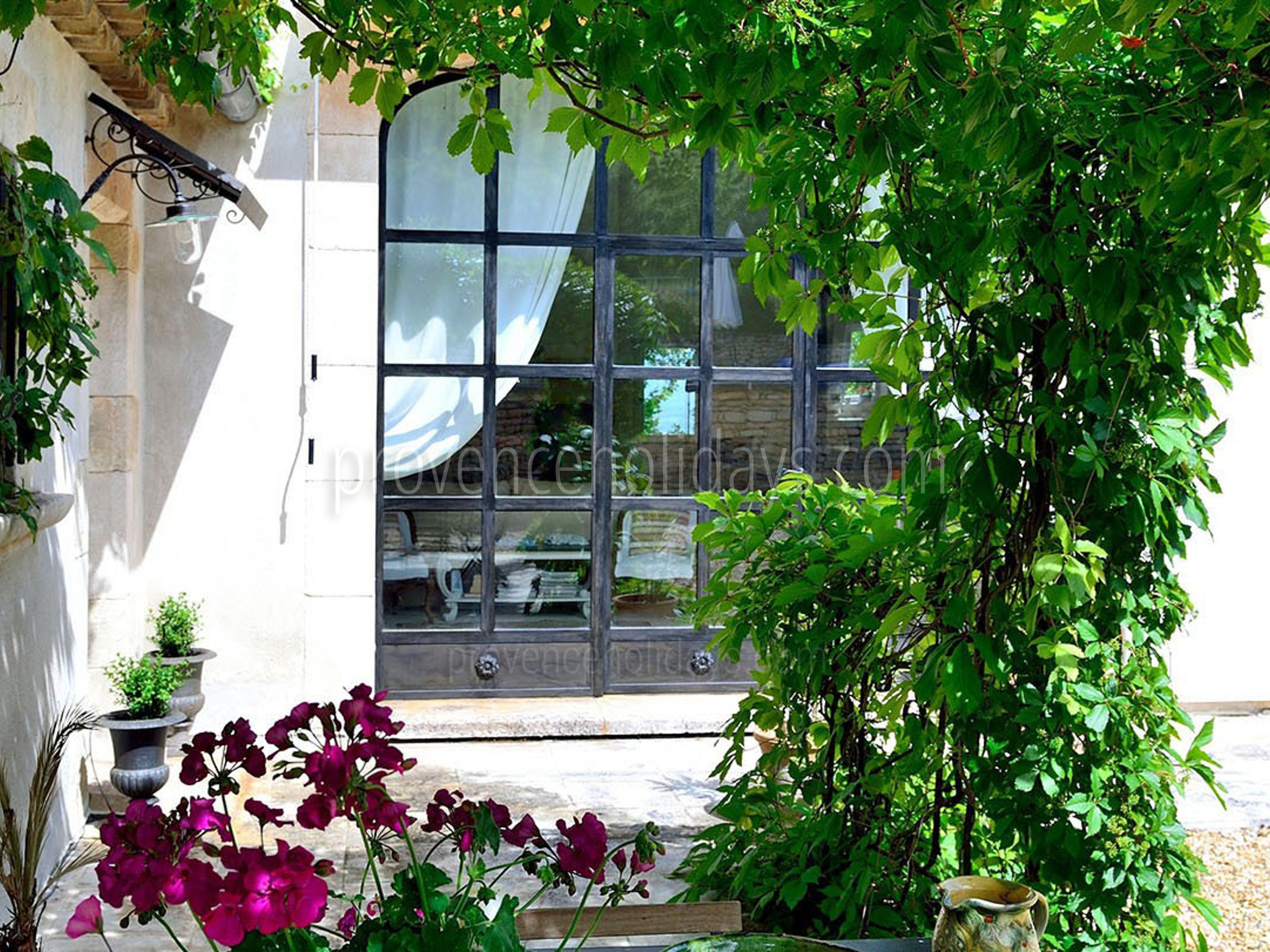 22 - La Bastide des Chênes: Villa: Exterior