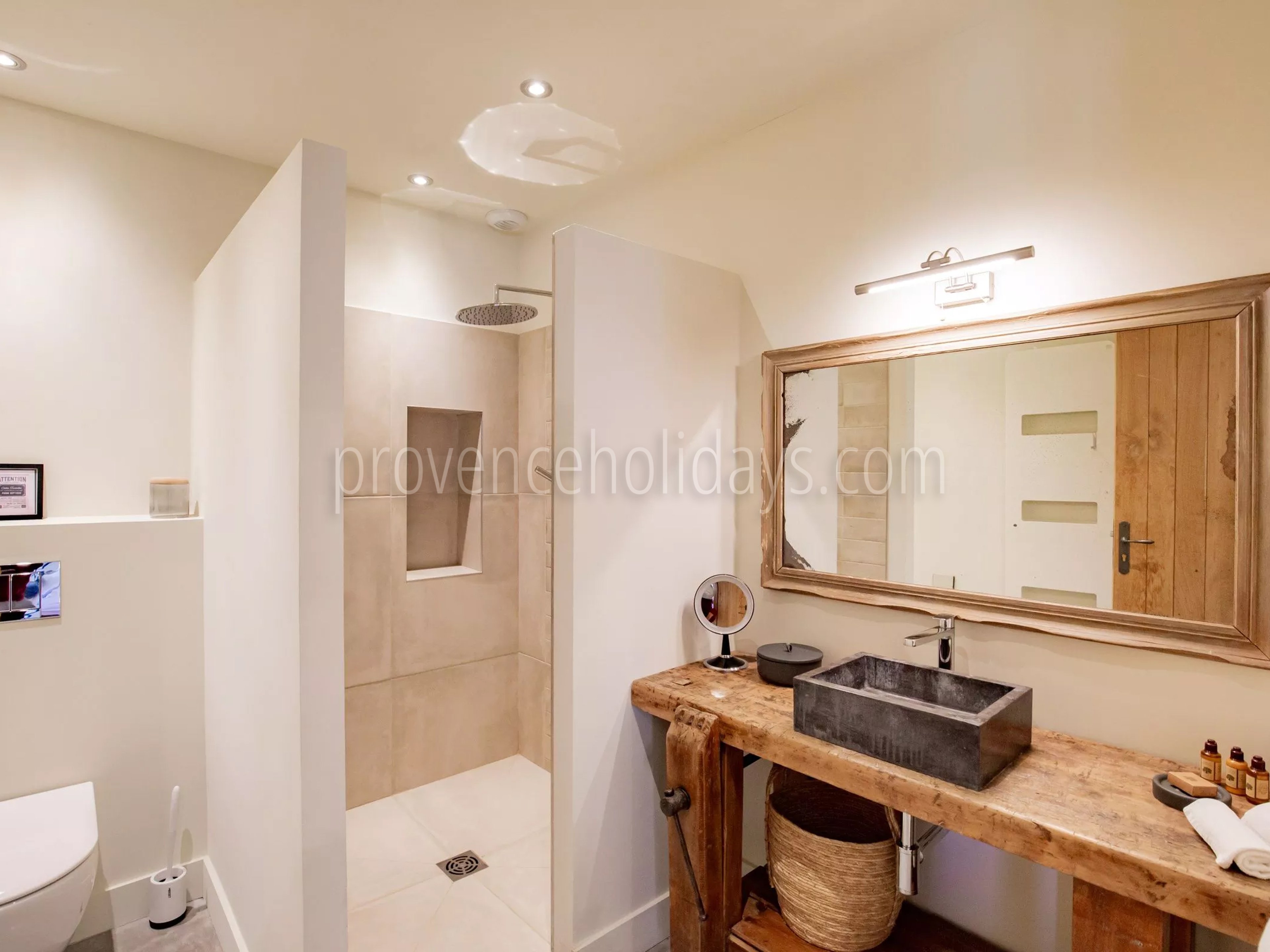 25 - Le Domaine de L\'Or Vert: Villa: Bathroom