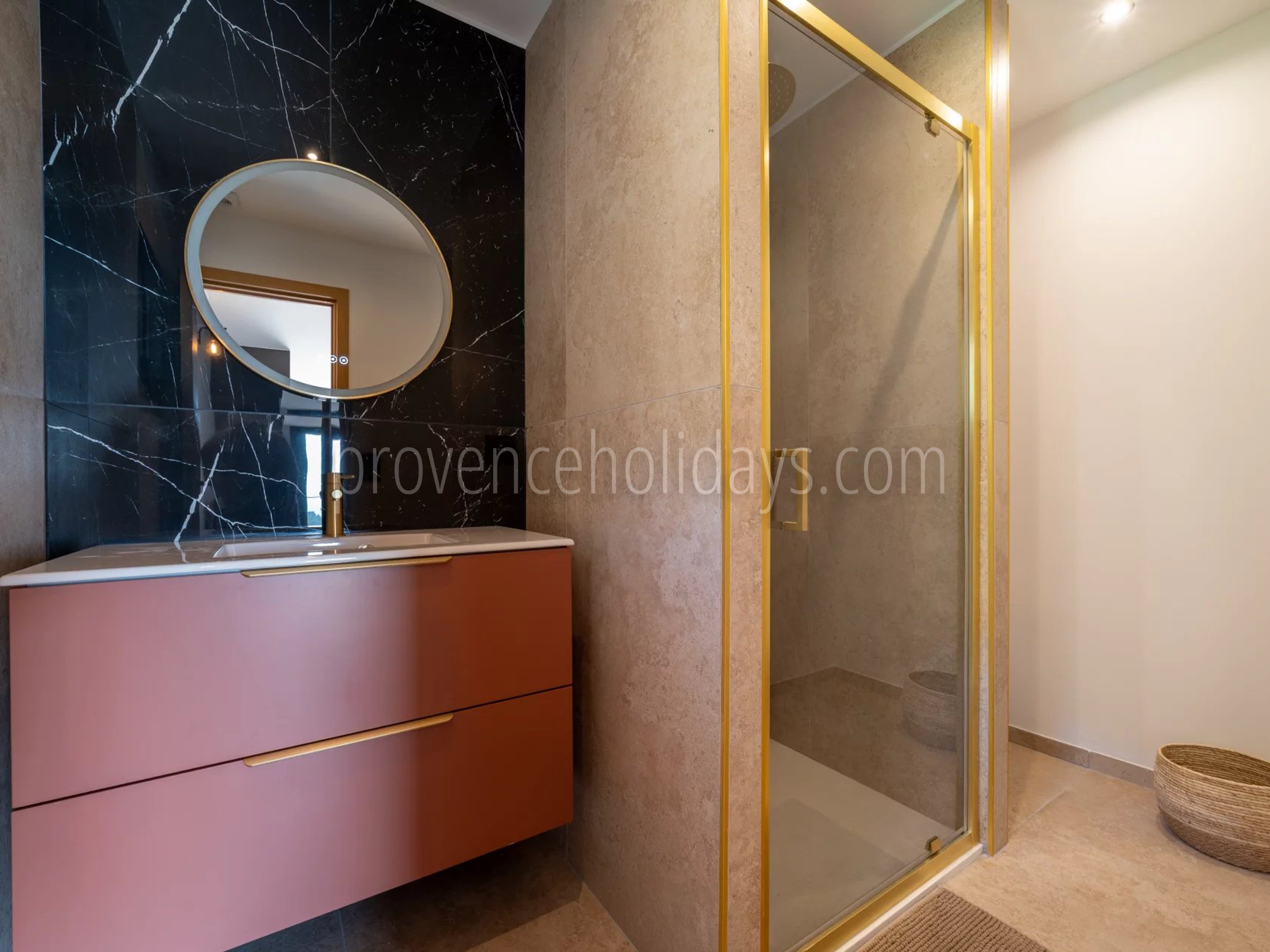 28 - Hedendaagse villa in Cavalaire-sur-Mer: Villa: Bathroom