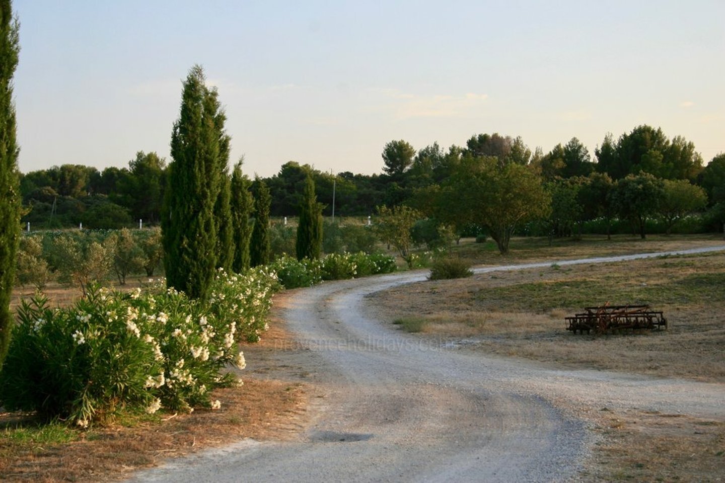 22 - Les Jardins des Alpilles: Villa: Exterior