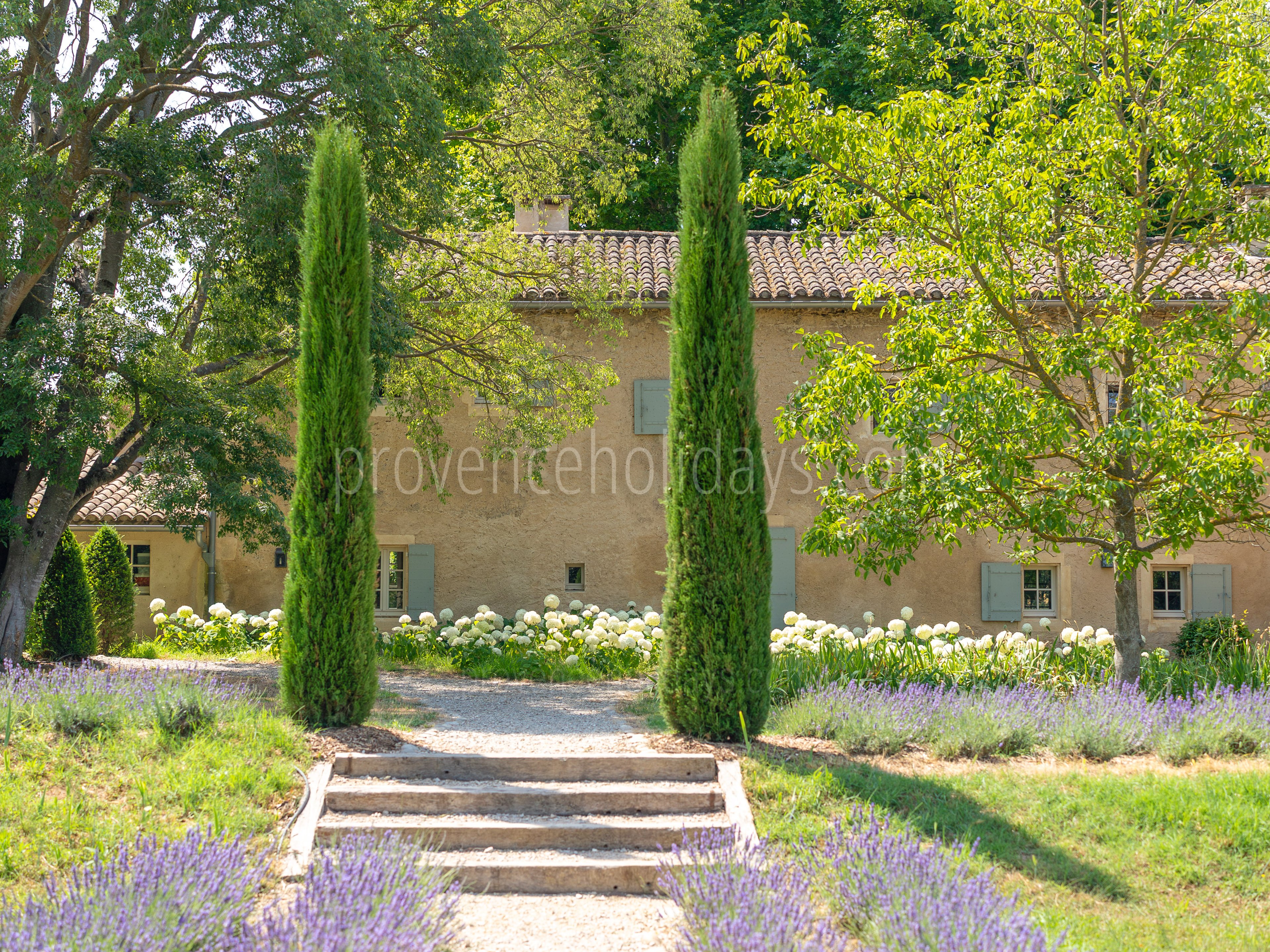 43 - Mas des Chênes Verts: Villa: Exterior