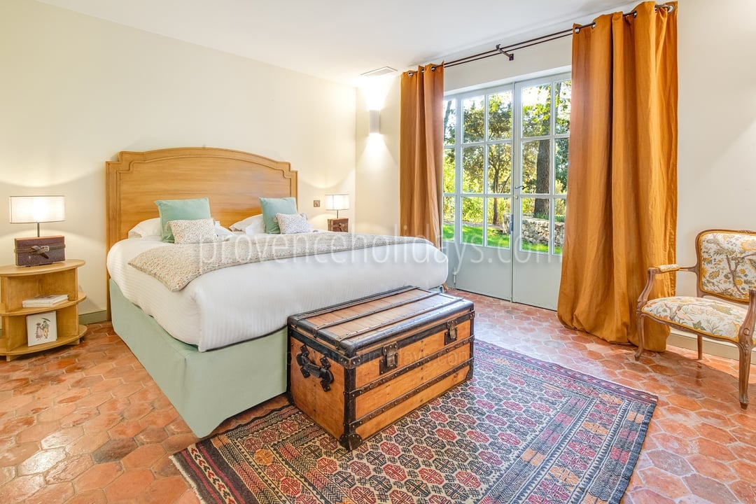 21 - Villa La Vigne: Villa: Bedroom