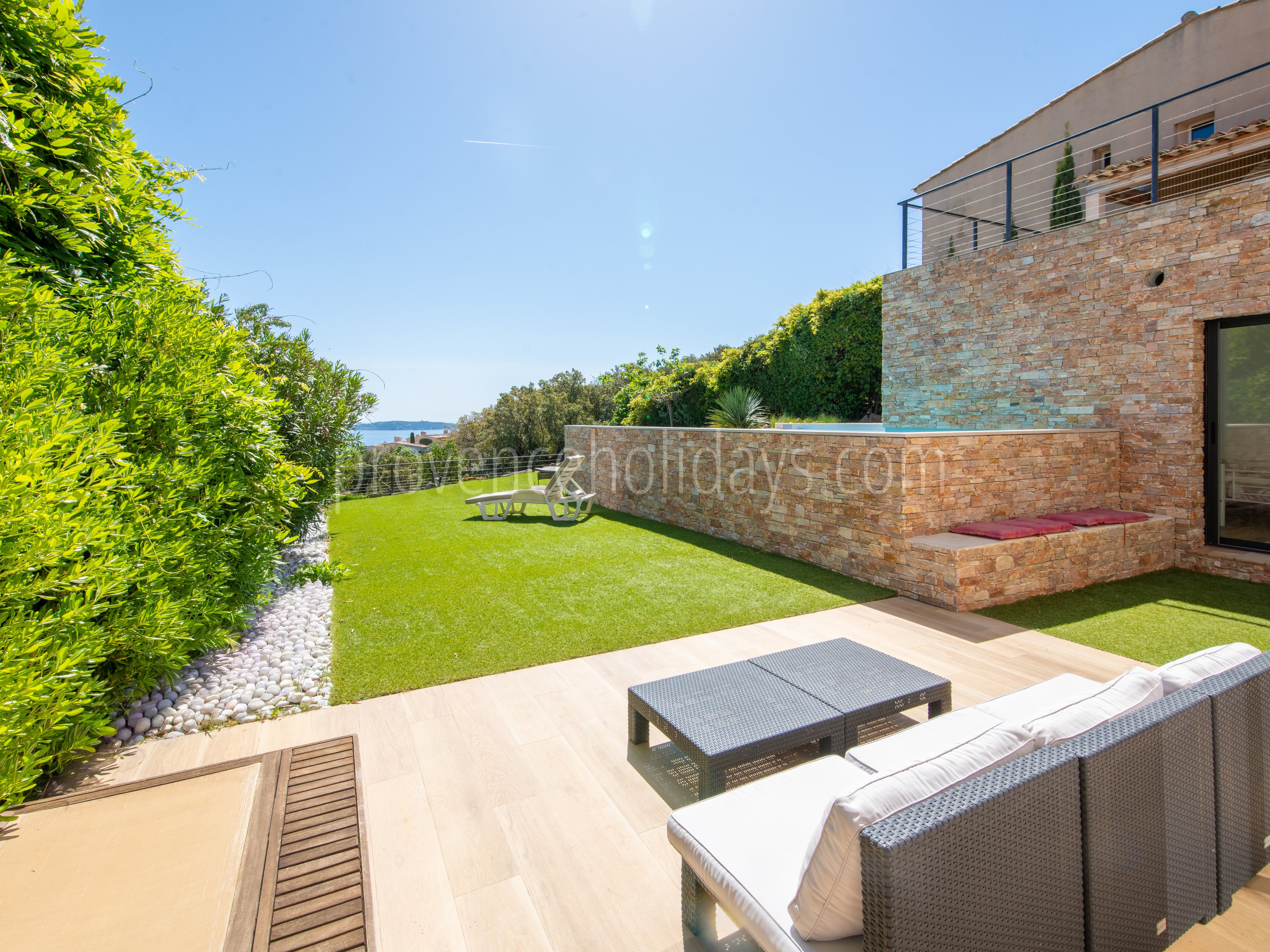 32 - Villa Baya: Villa: Exterior