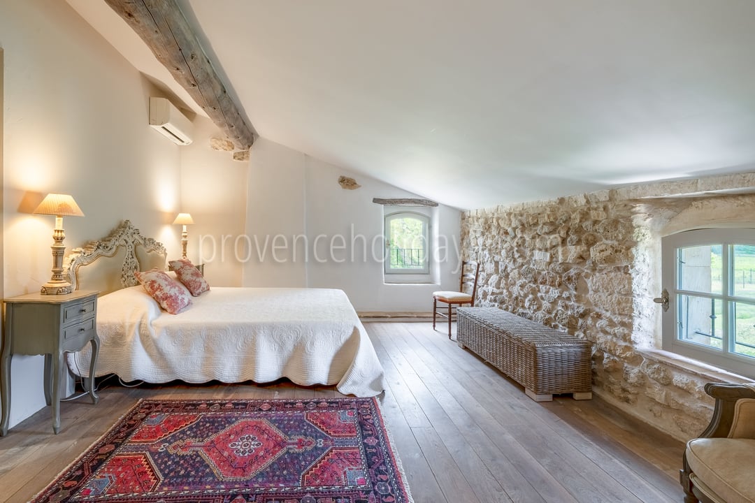 30 - Mas du Fort: Villa: Bedroom