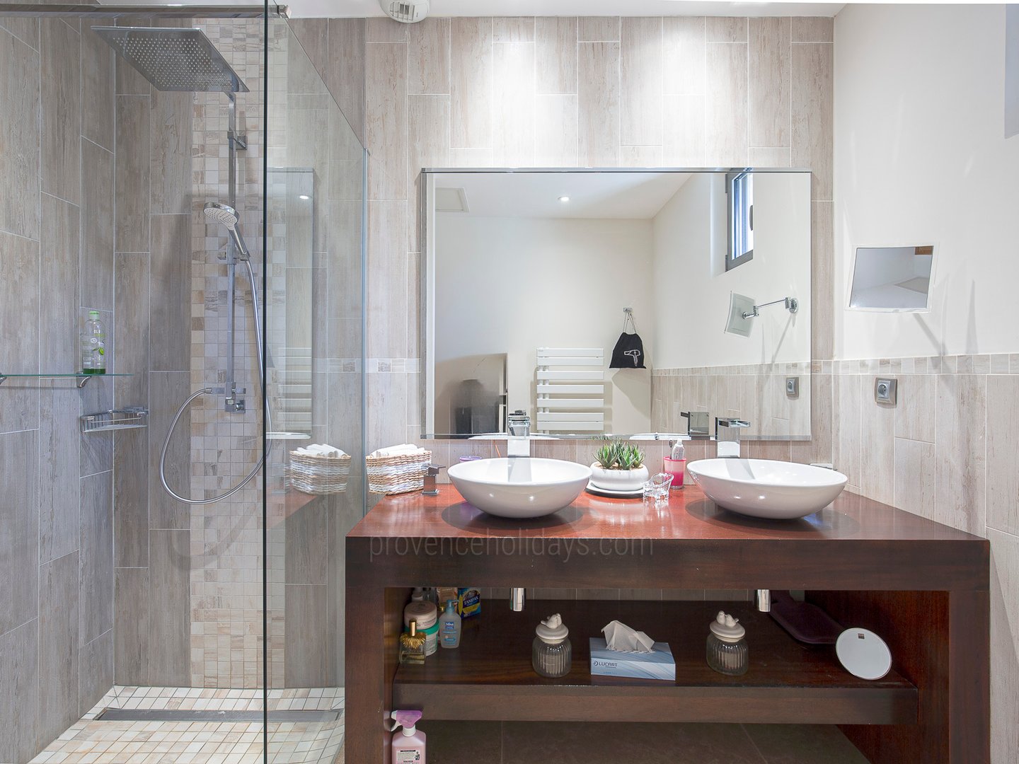 6 - Villa Trame d\'Or: Villa: Bathroom