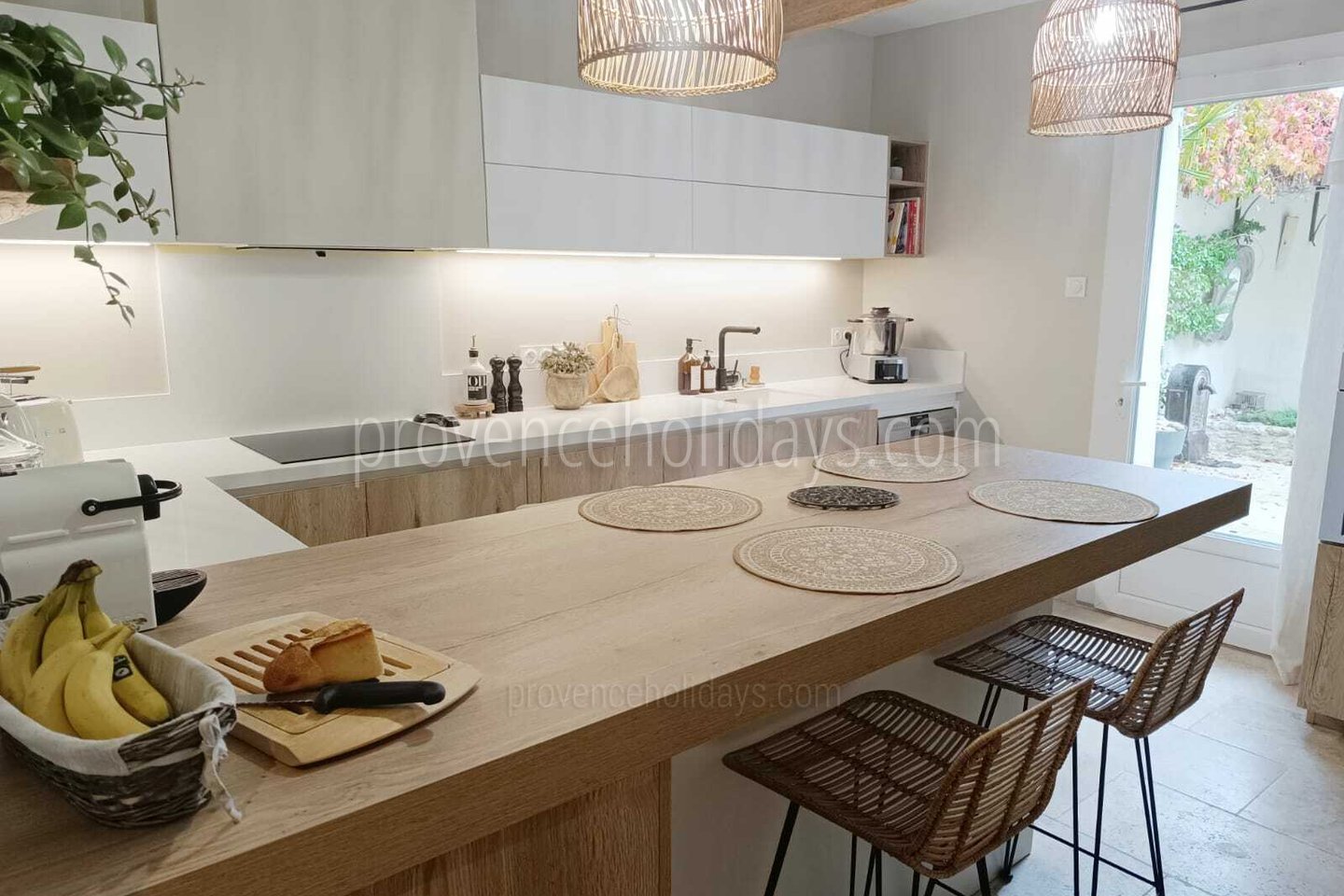 16 - Chez Fannie: Villa: Interior