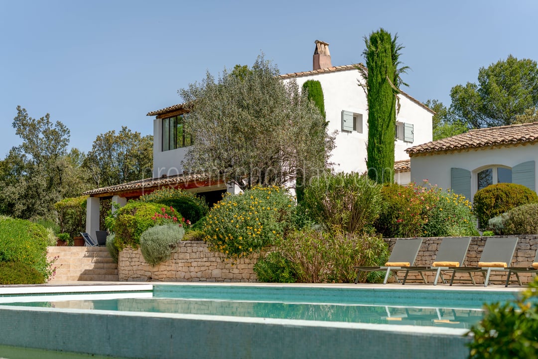 16 - Villa Provençale: Villa: Exterior