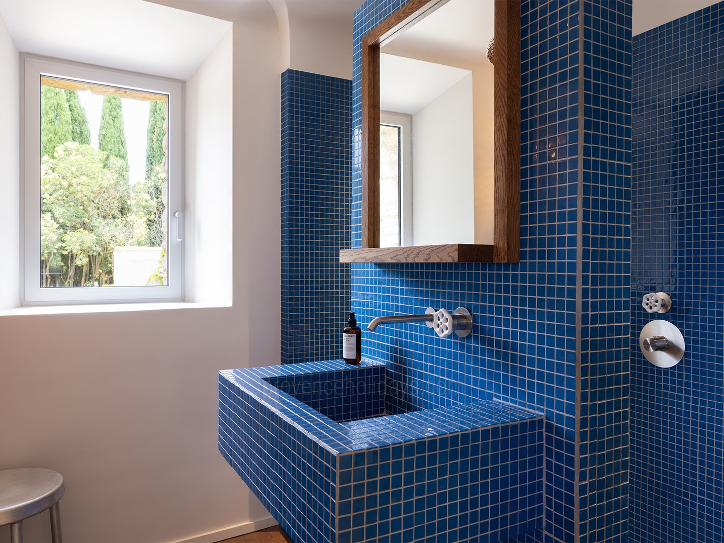 28 - Grand Mas de Provence: Villa: Bathroom
