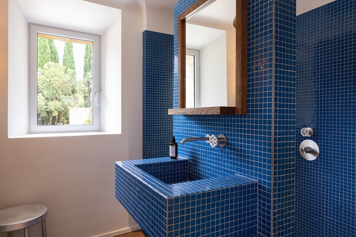 28 - Grand Mas de Provence: Villa: Bathroom