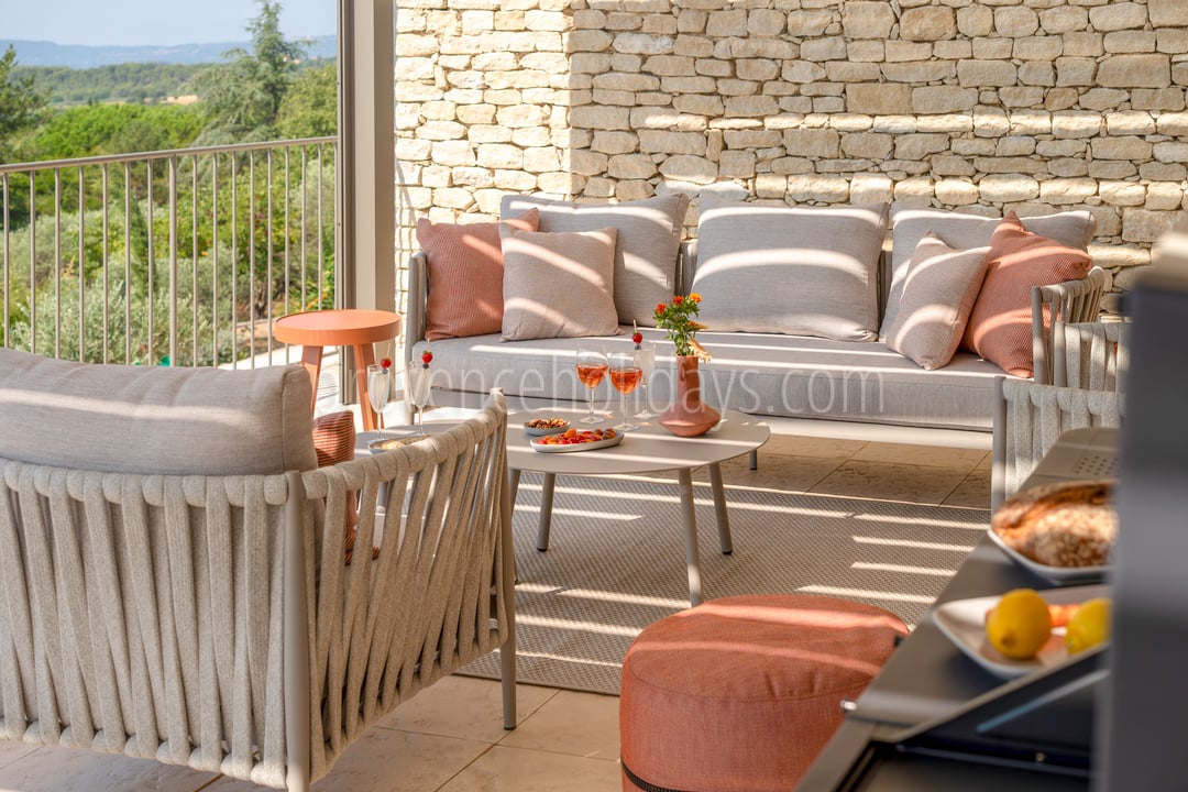 20 - Villa Clair de Luberon: Villa: Exterior