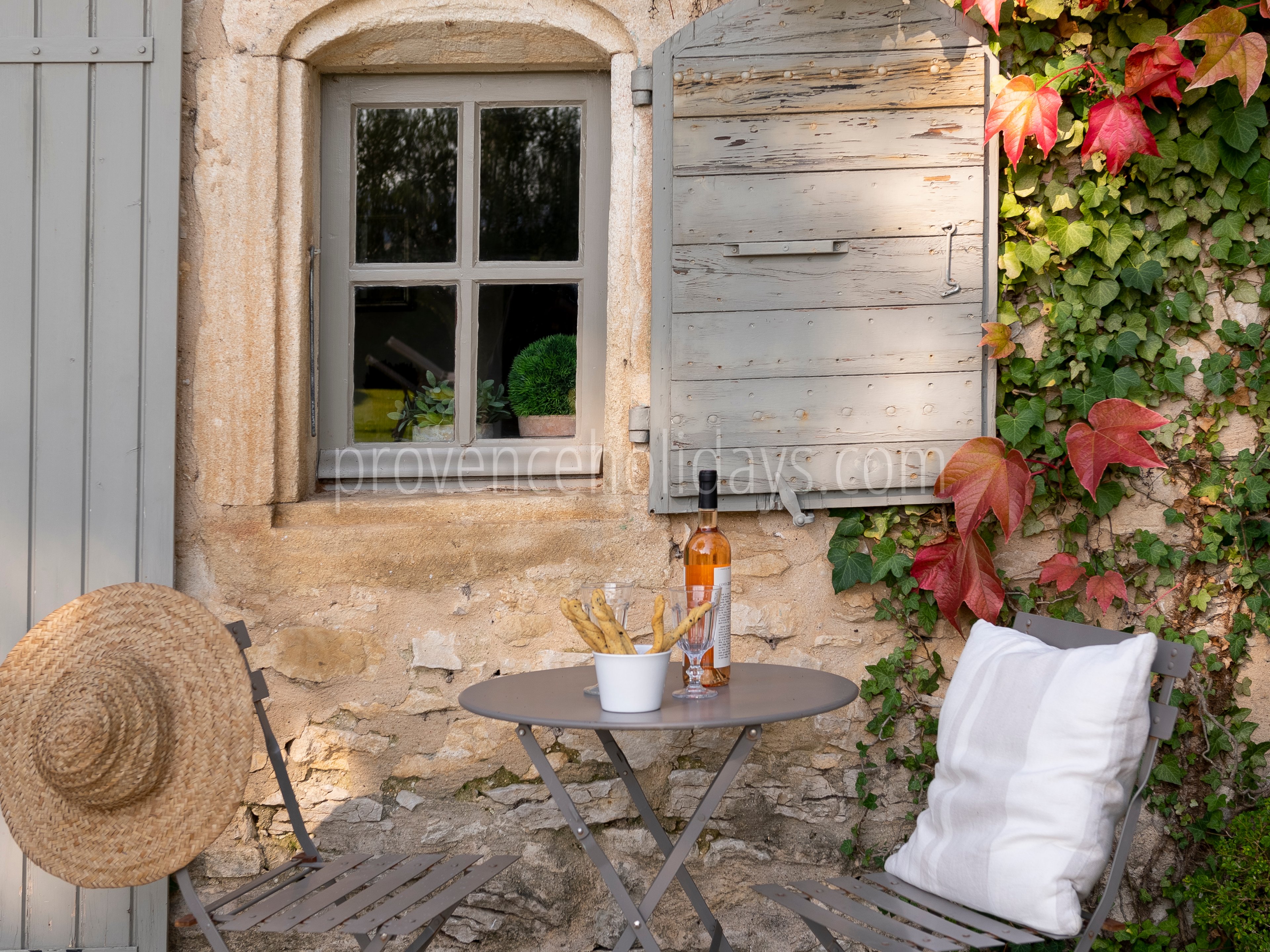 5 - Le Cottage: Villa: Interior