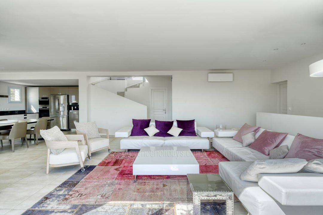 10 - Villa Céline: Villa: Interior