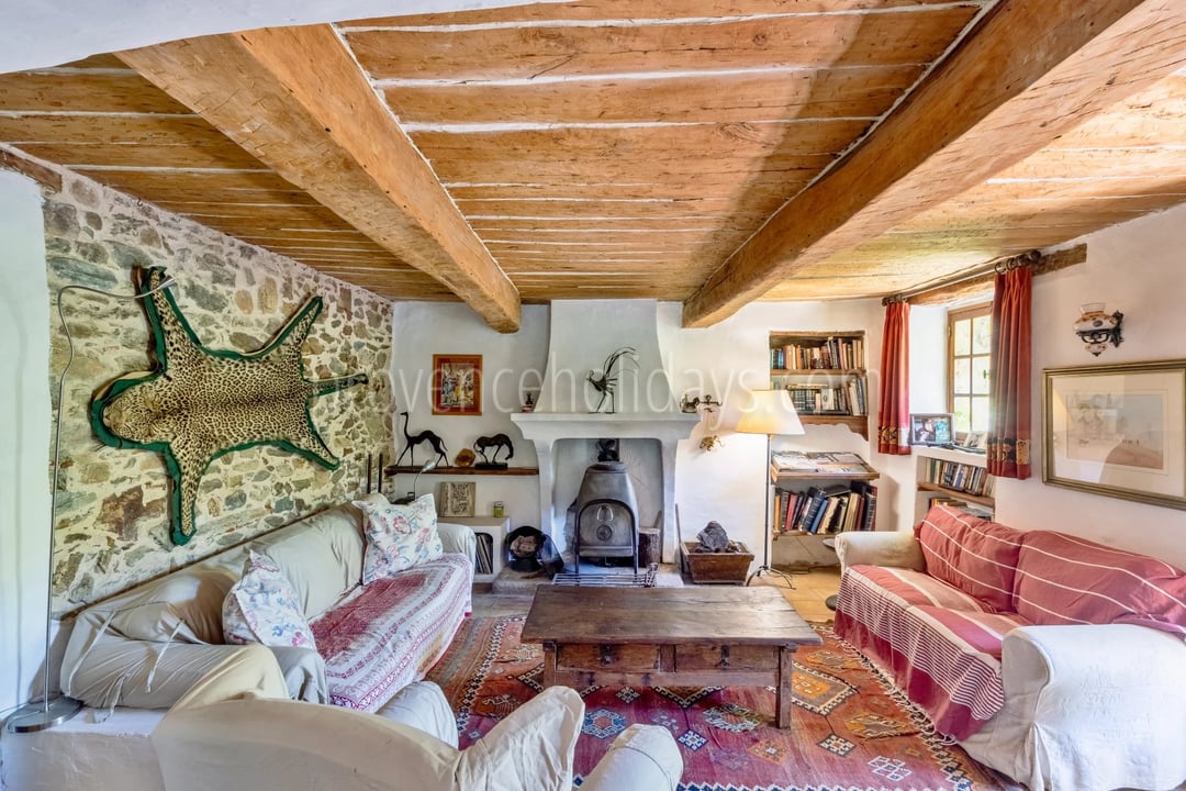 9 - Te renoveren gehucht in Grimaud: Villa: Interior
