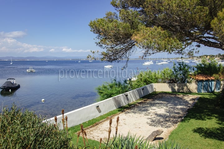 12 - Villa Giens: Villa: Exterior