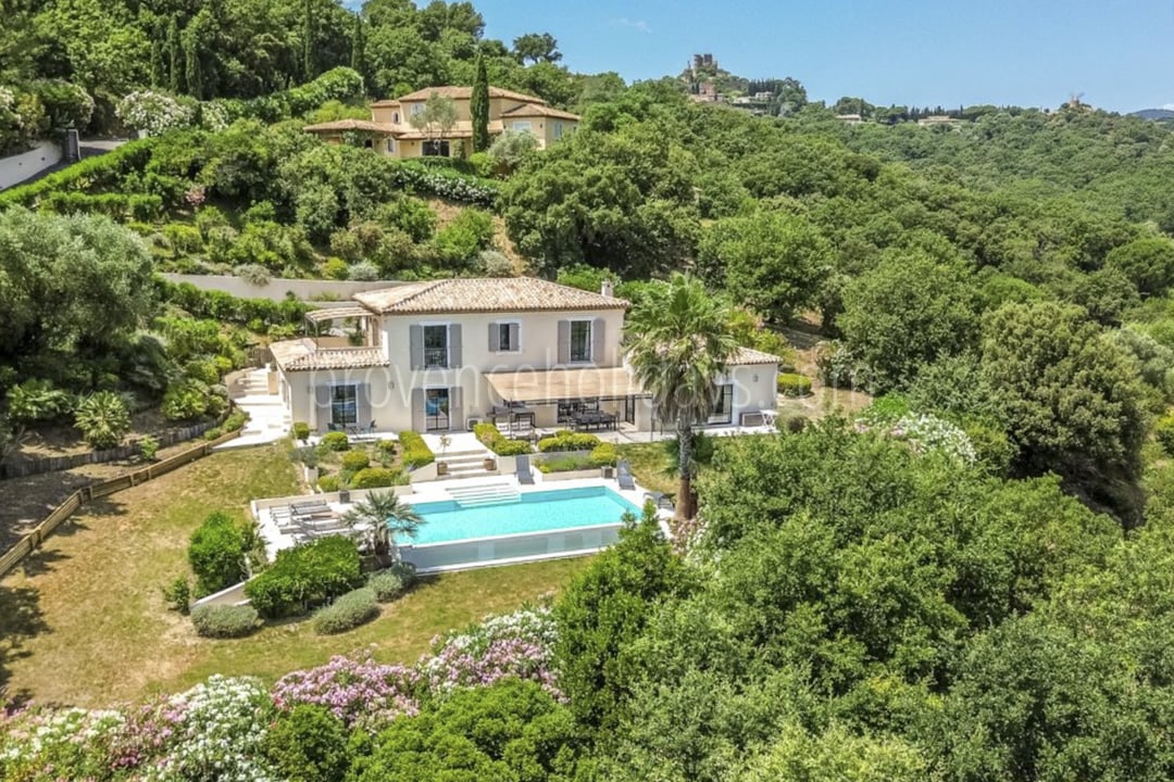 22 - Villa Belval: Villa: Exterior