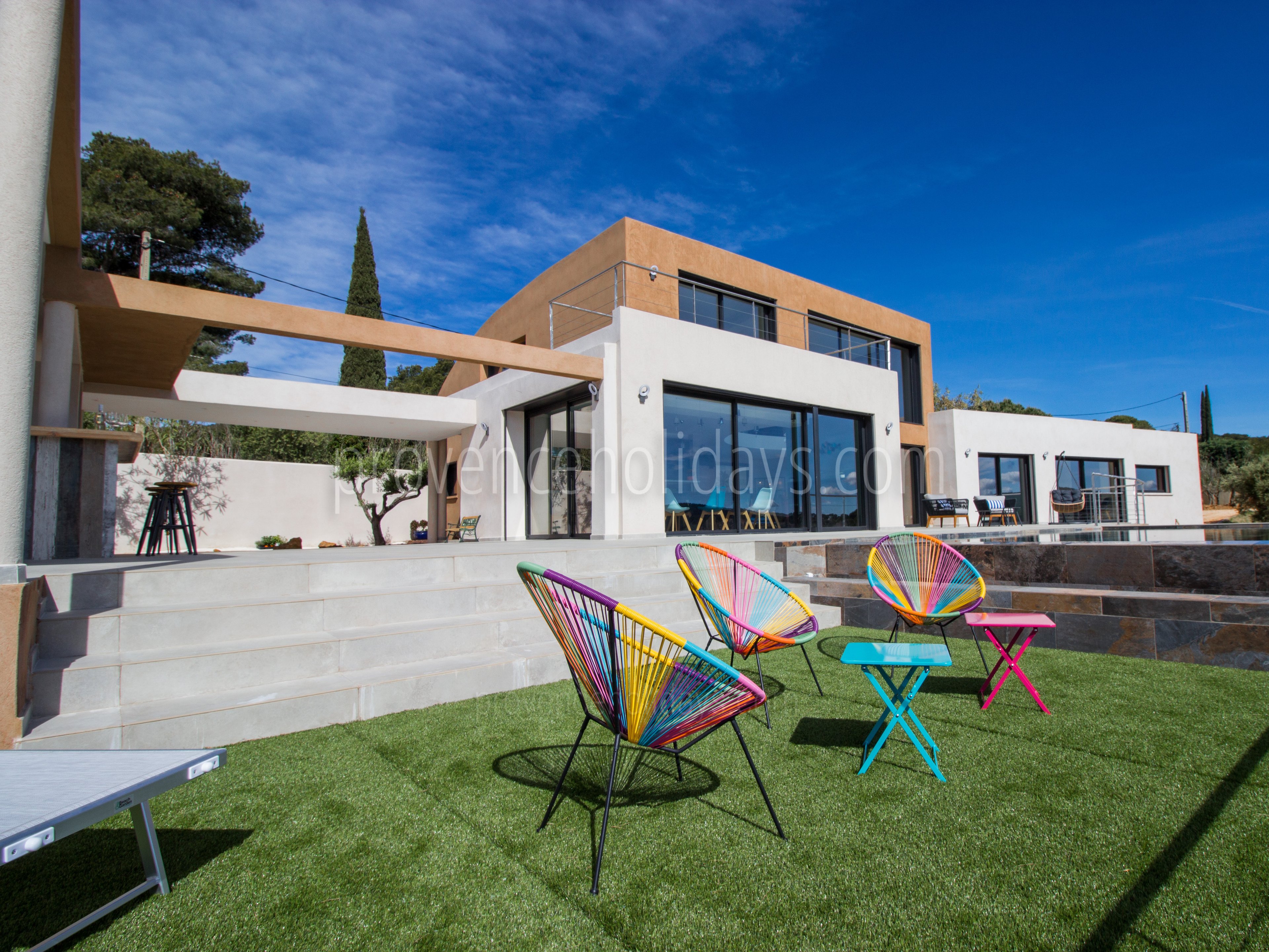 19 - Villa Carqueiranne: Villa: Exterior