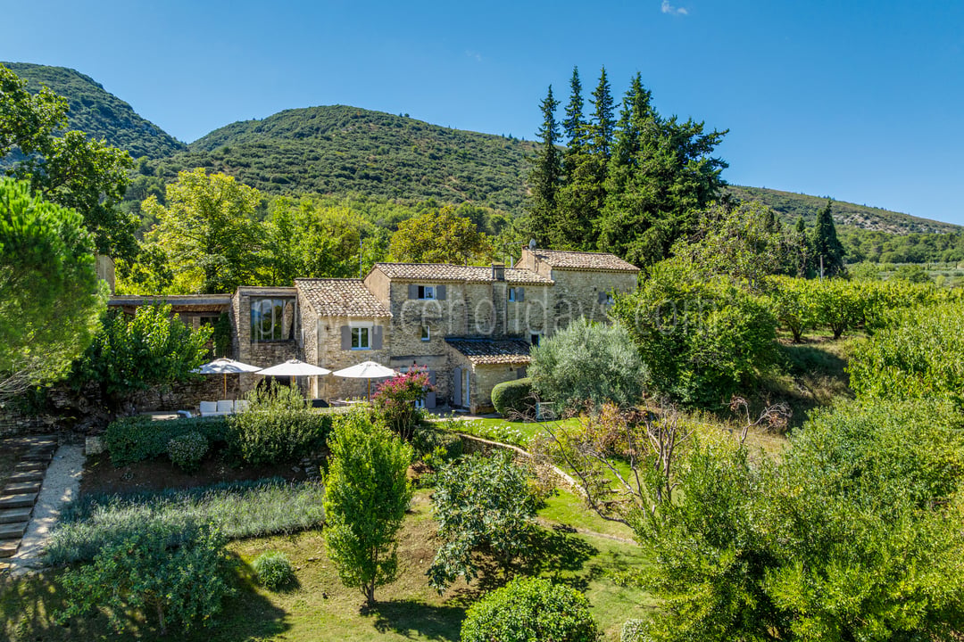 8 - Domaine des Pierres: Villa: Exterior