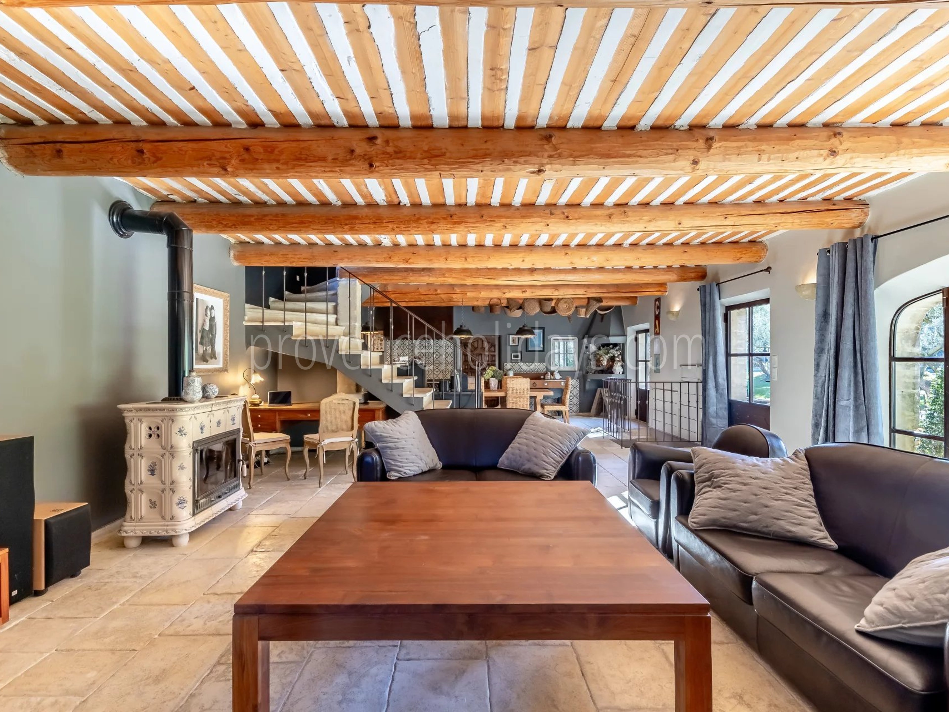 5 - Stone bastide in Cavaillon: Villa: Interior