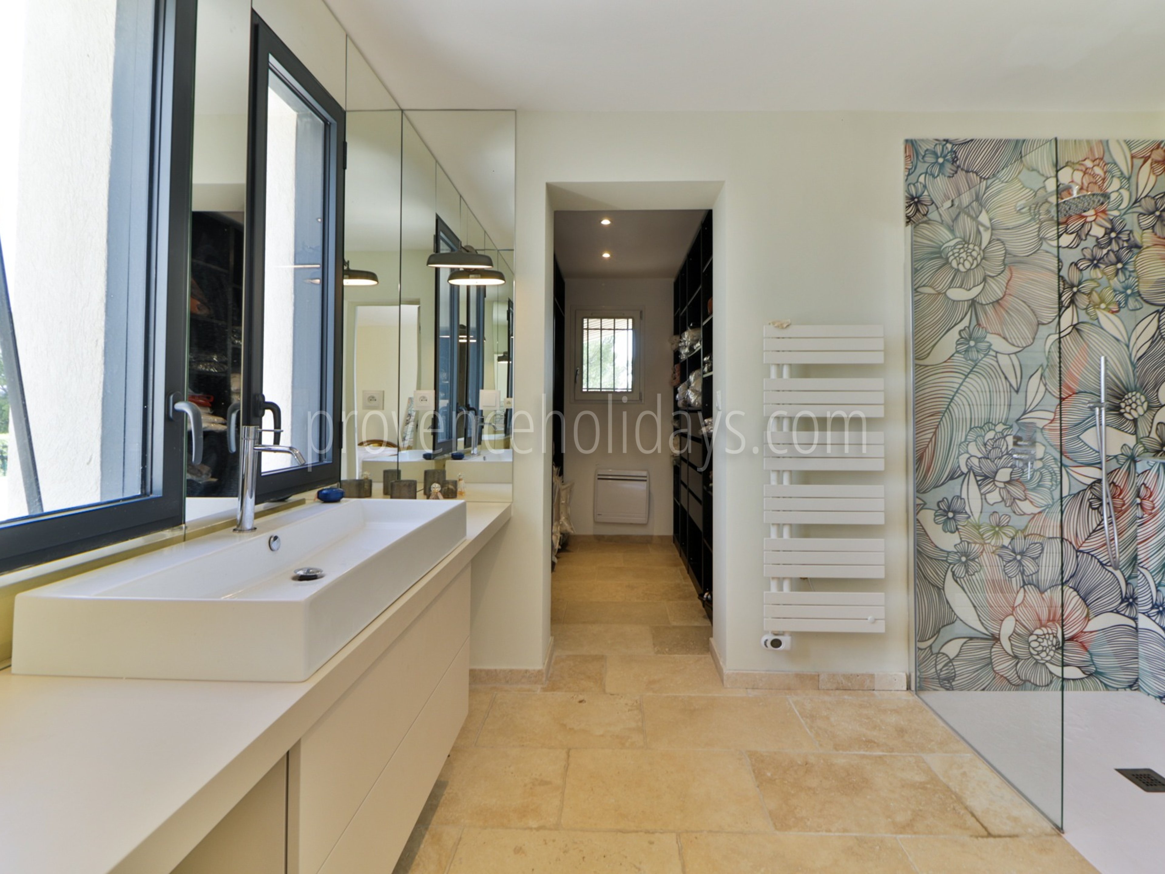 7 - Villa Doreen: Villa: Bathroom