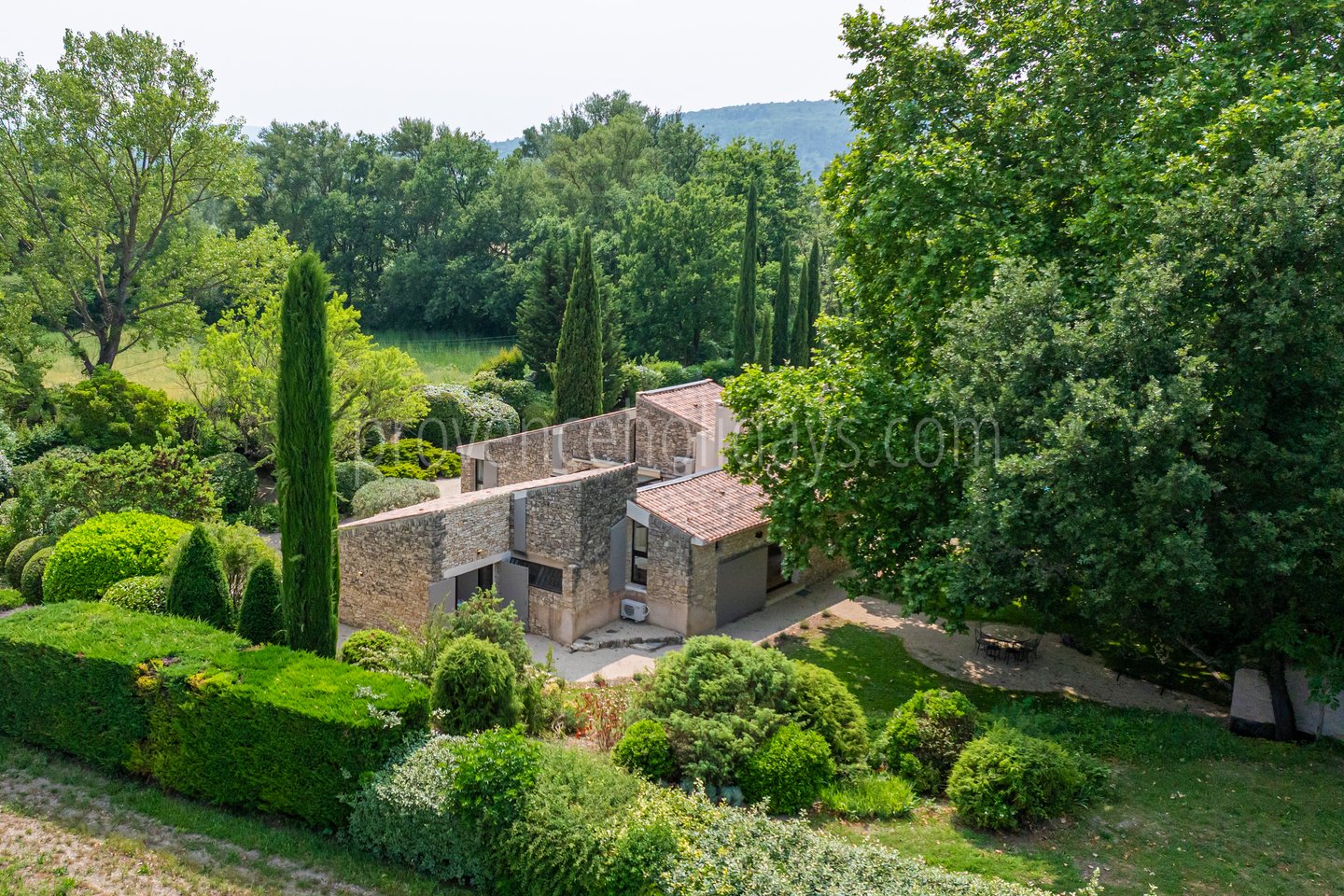 61 - Mas de la Rivière Secrète: Villa: Exterior